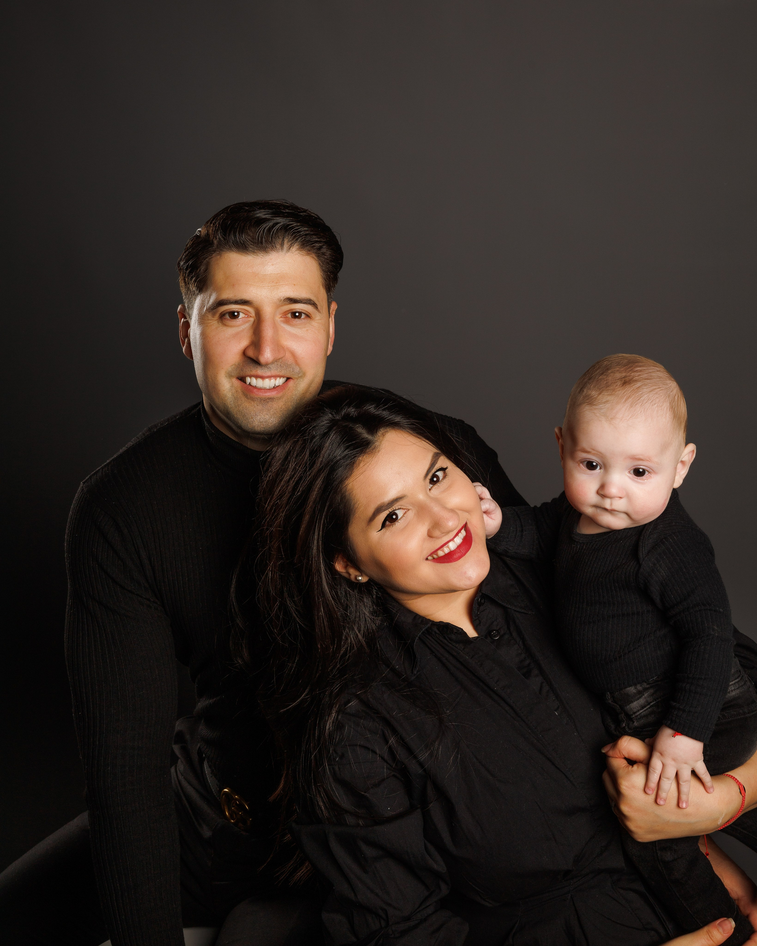 ValStudio. Https://valphoto.wfolio.pro/