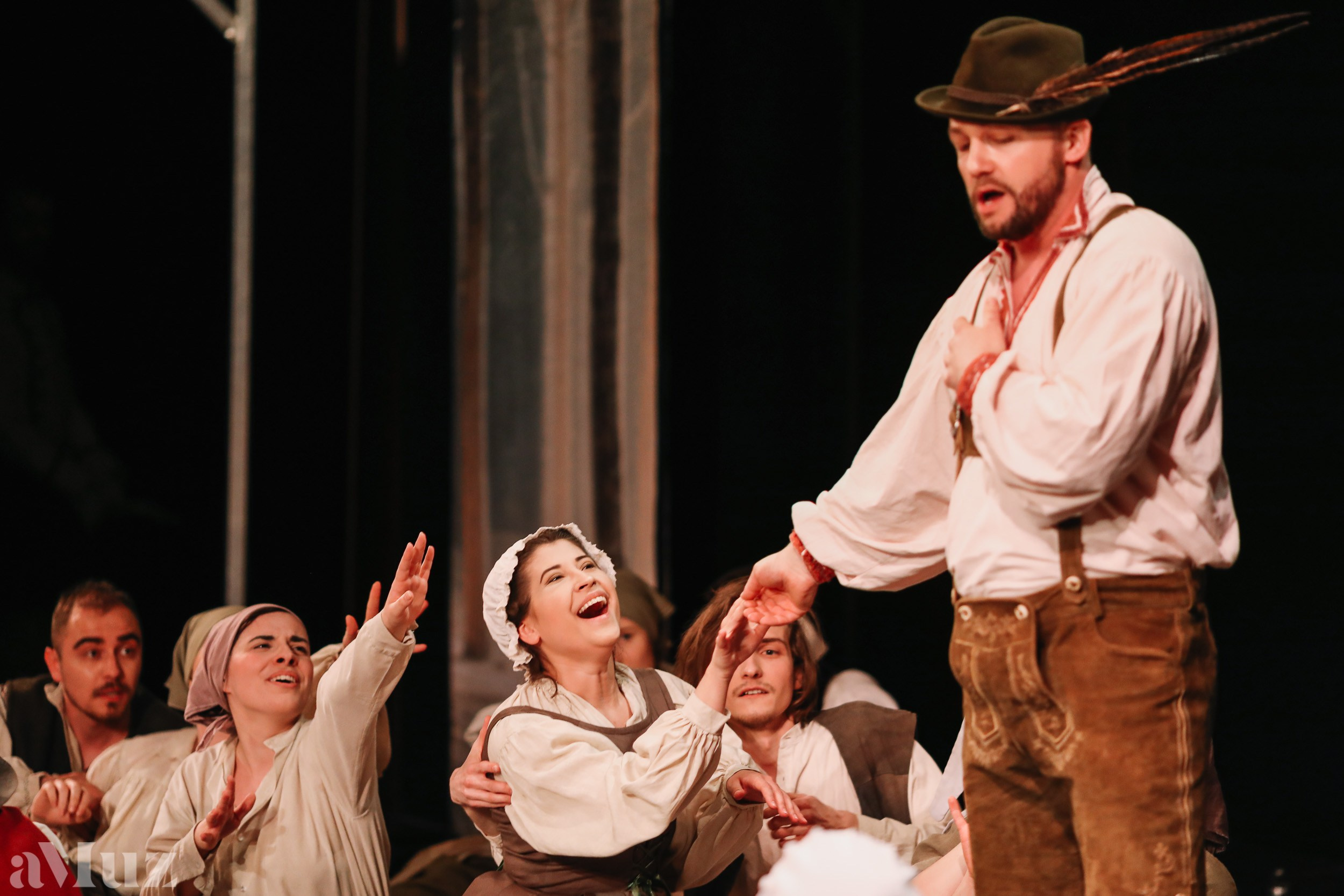 Opera Łąkowa. Fotograf Ślubny Warszawa - Sesje Biznesowe Rodzinne Eventy