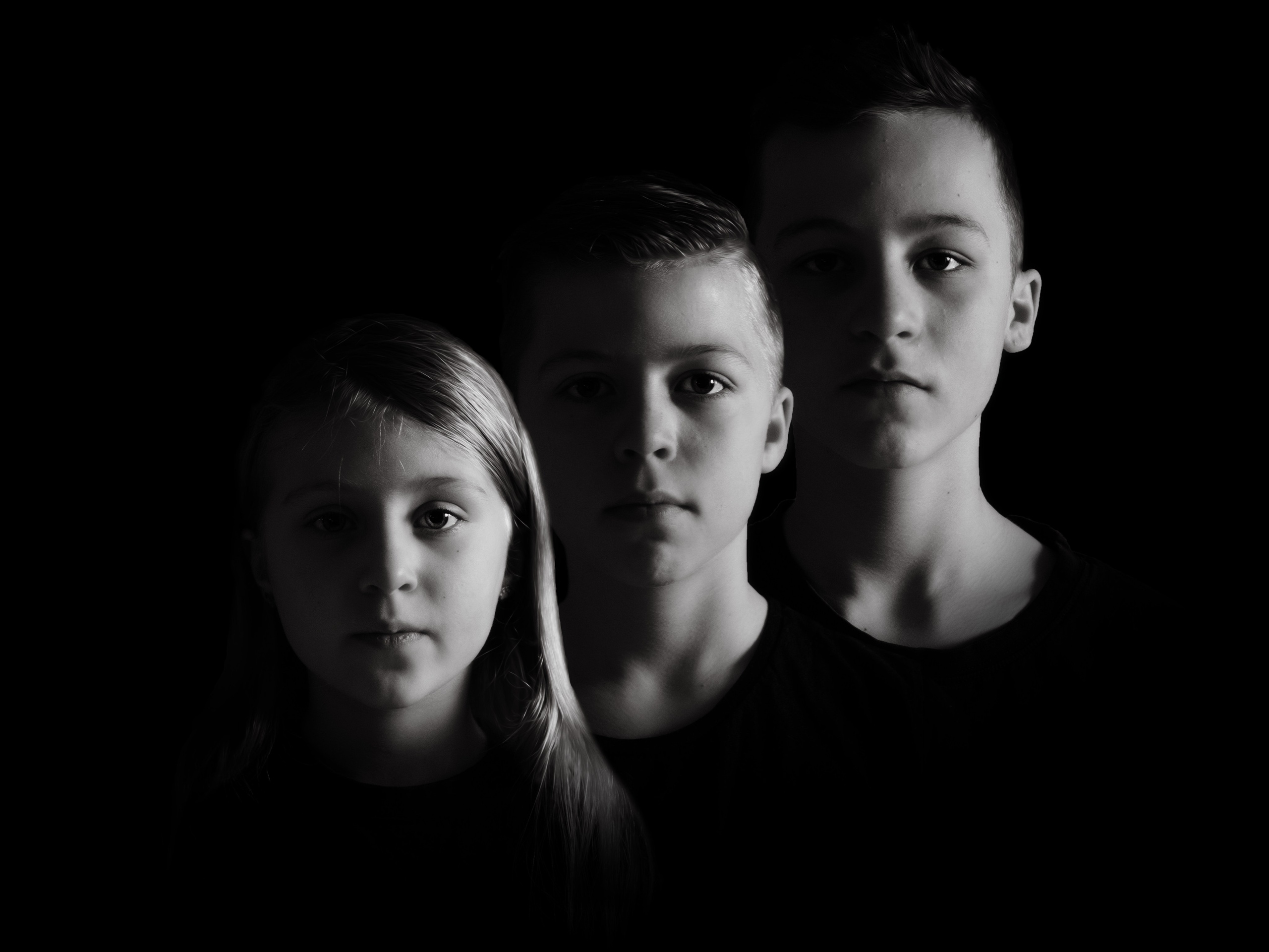 Janina Creative Family Portrait. Maternity Newborn and Family photographer Hamburg Claire Hambley