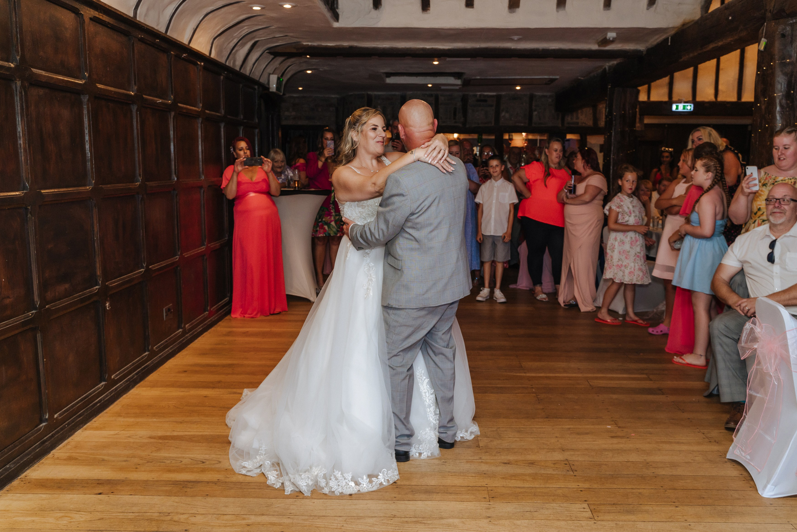 Wedding at Bird Hills Golf Centre. Photographer in England Ekaterina Romanova