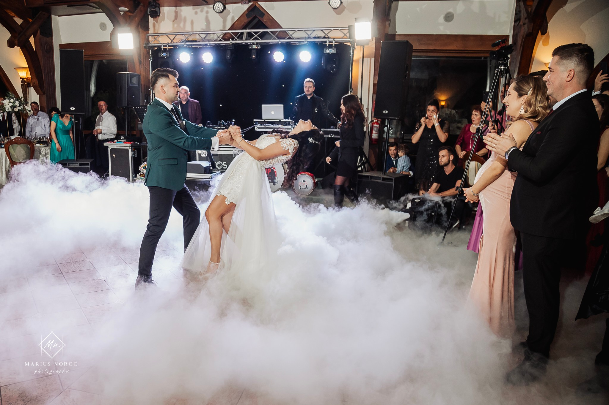 Elena & Petrisor | Hotel Restaurant La Castel Iasi