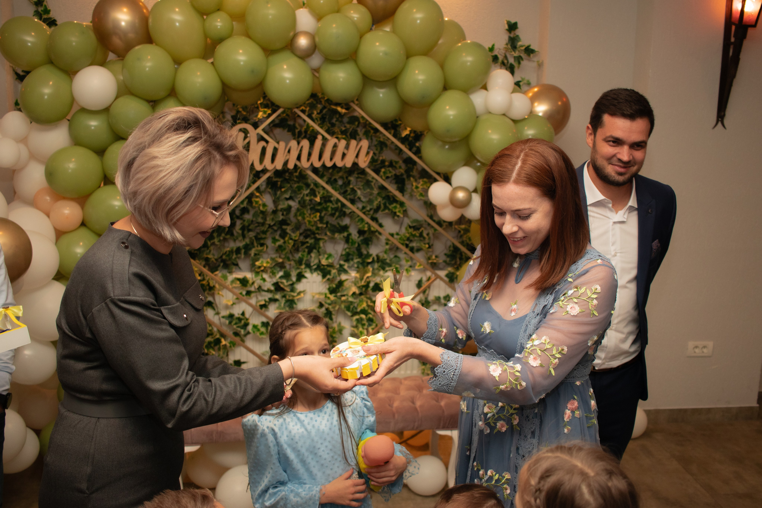 Damian- un an. Fotograf si videograf — evenimente si studio