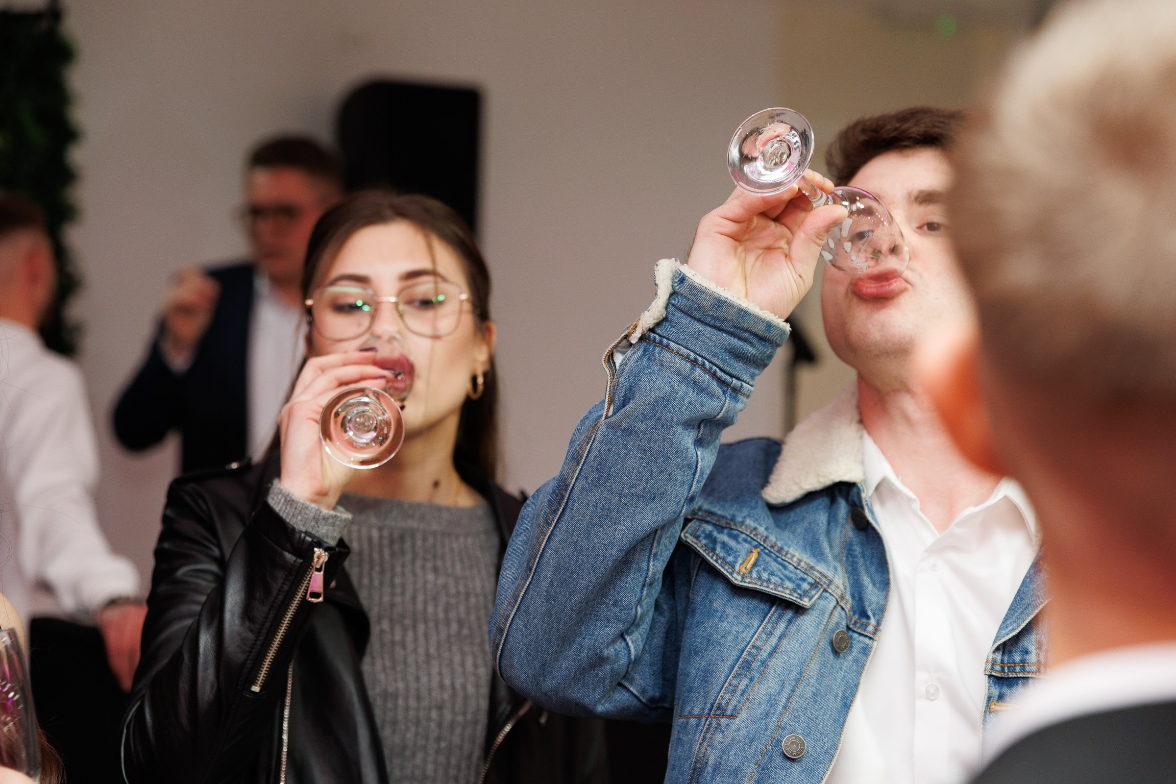 Parties. Https://valphoto.wfolio.pro/