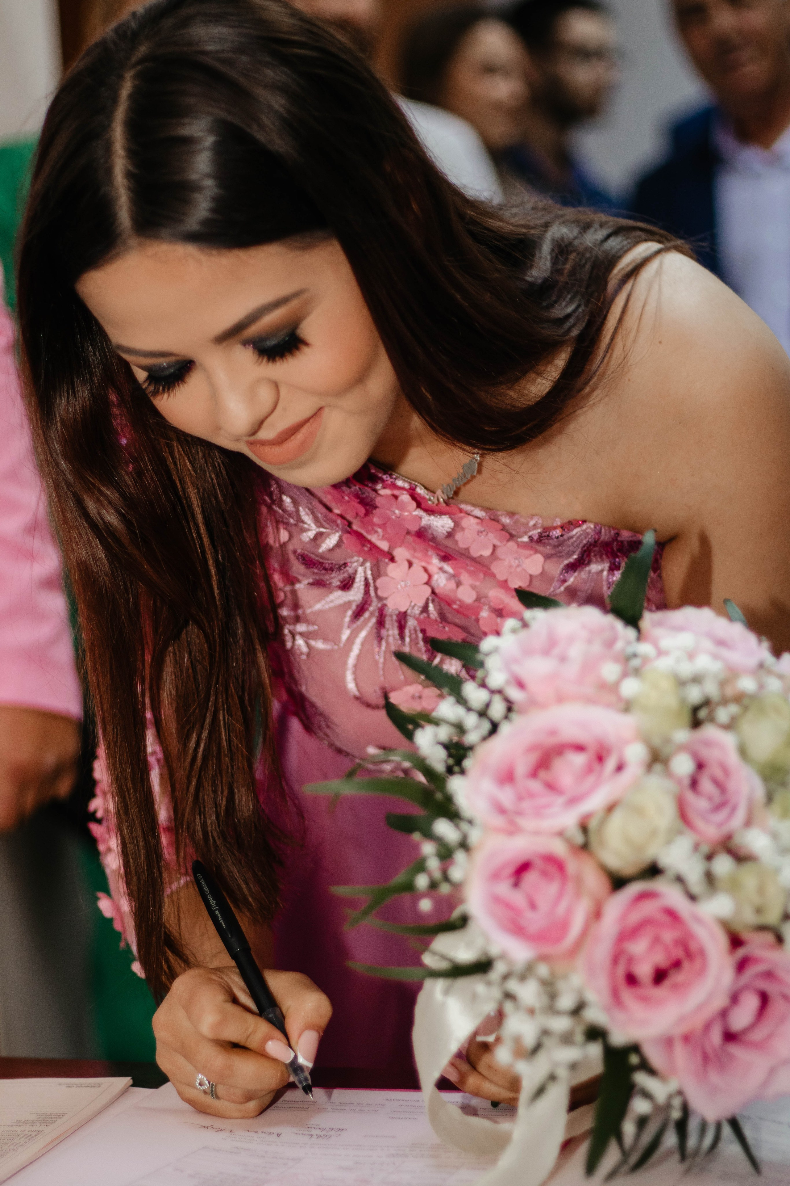 Nicoleta & Florin. Fotograf si videograf — evenimente si studio