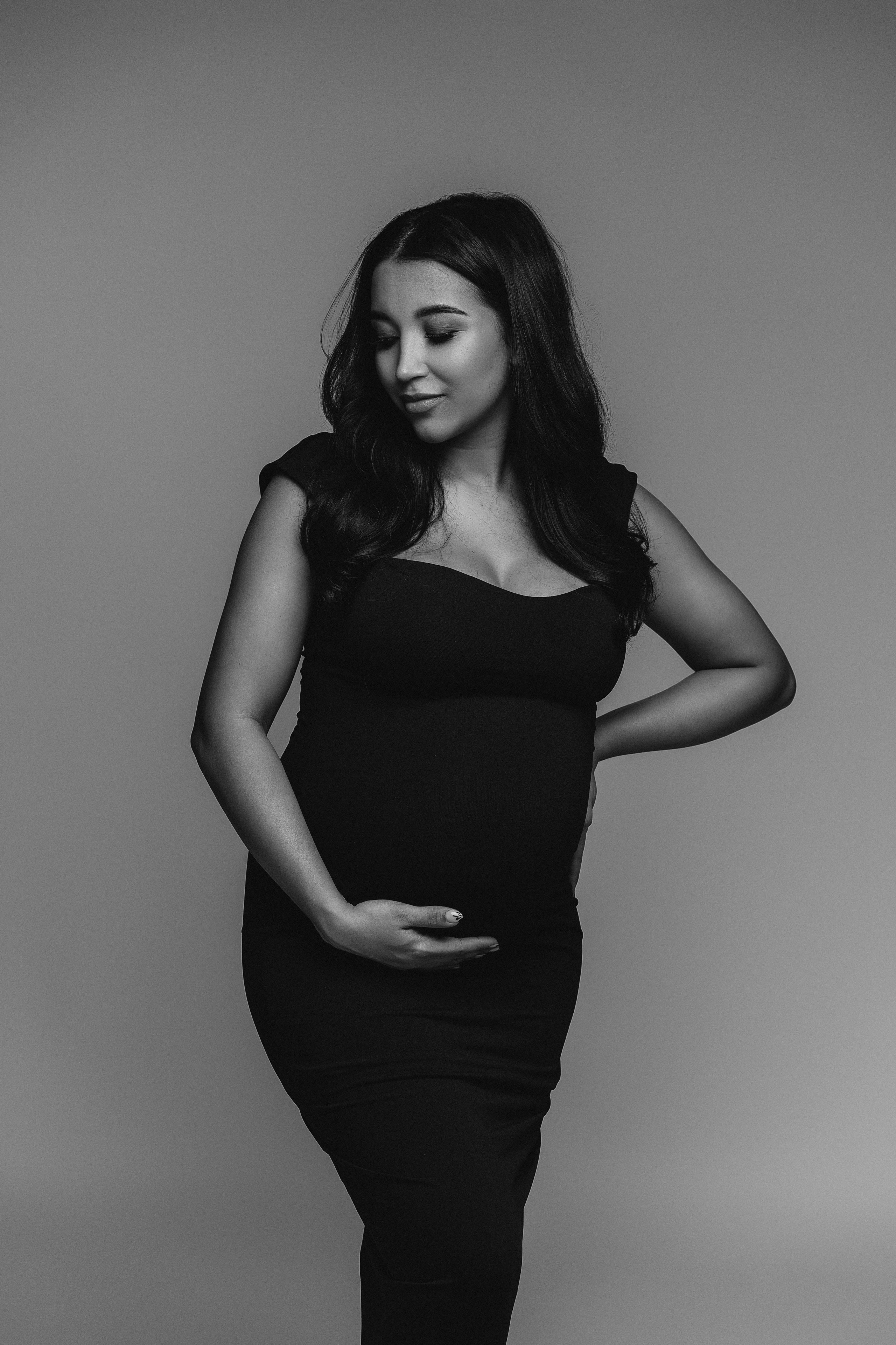 STUDIO: Barbara. Maternity/Love story/Wedding photographer