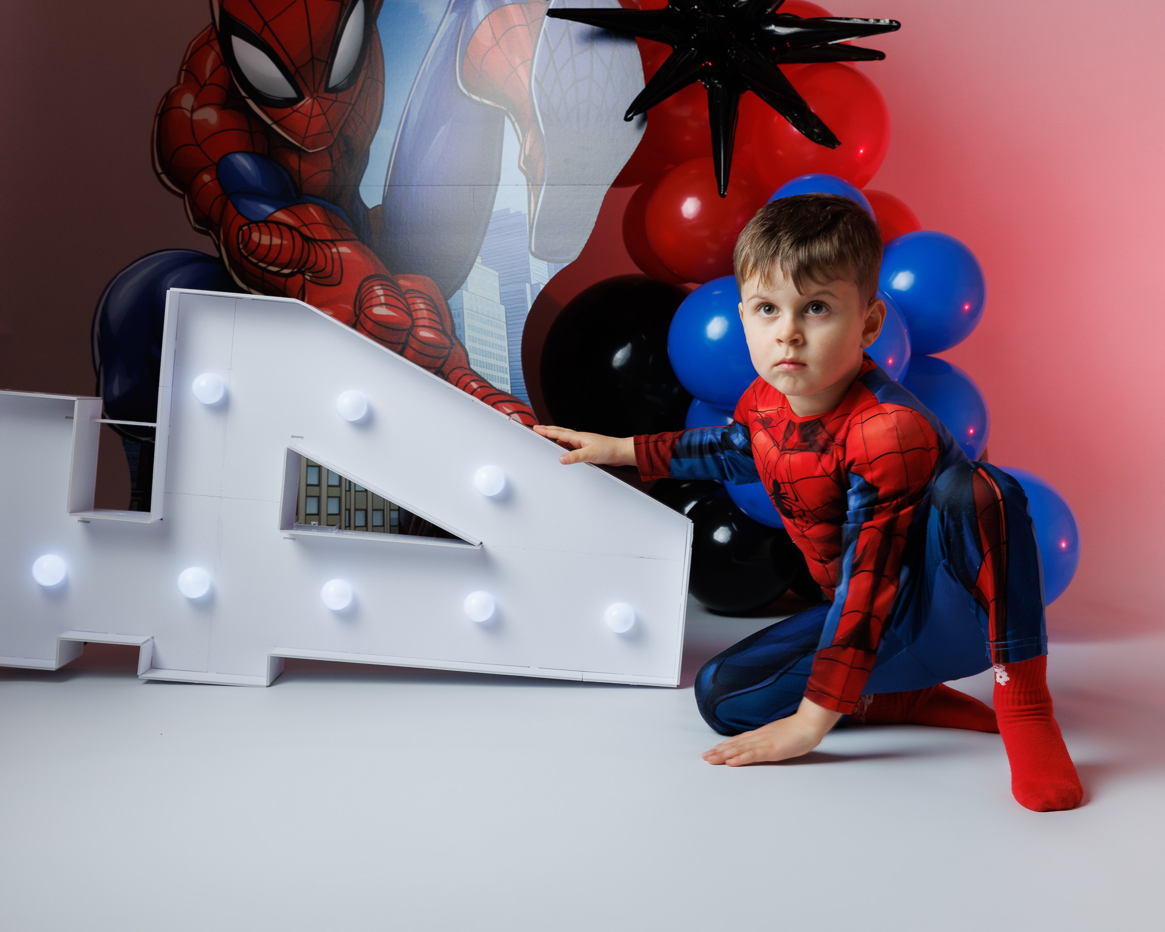 ValStudio. Https://valphoto.wfolio.pro/