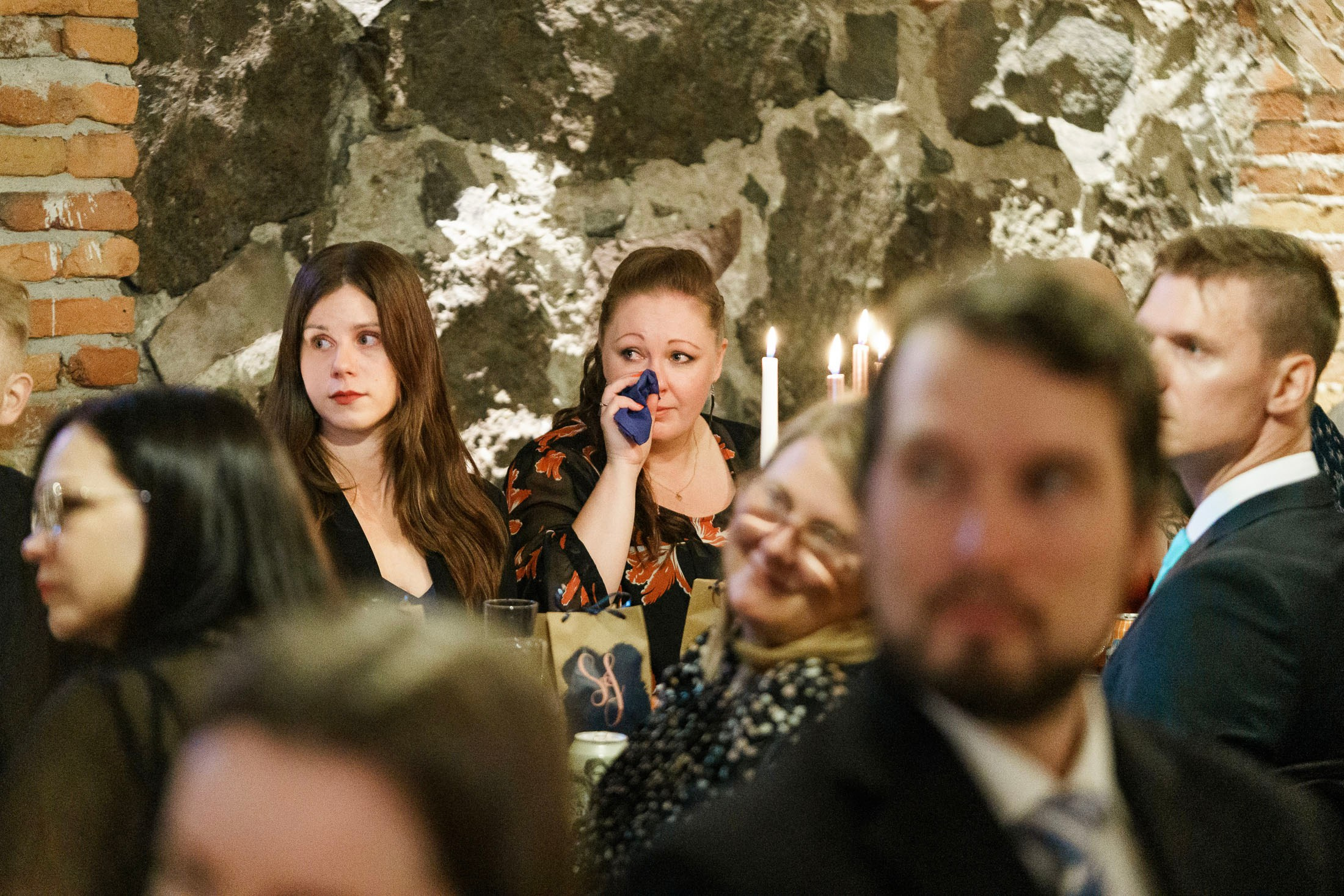 S&J, hääkuvaus Porvoon Tuomiokirkko ja Levinin kellari