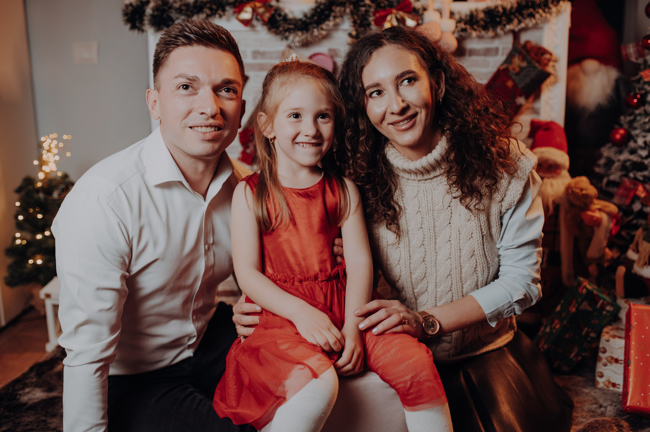 Ședințe foto de Crăciun la domiciliu – Magie și emoție autentică. Alex Vasilie | Fotograf de Nuntă, Botez și Portret | Cluj-Napoca