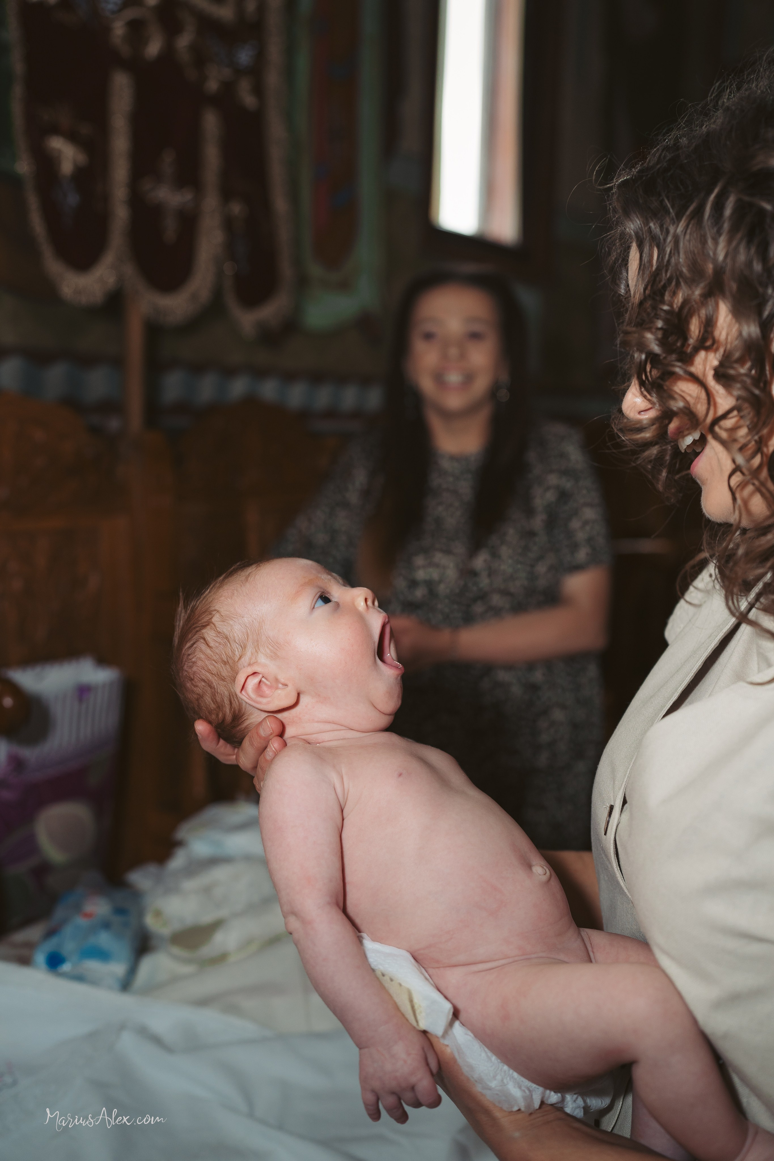 Botezul micutei Melania Selena. Marius Alex fotograf de eveniment si portret din Suceava