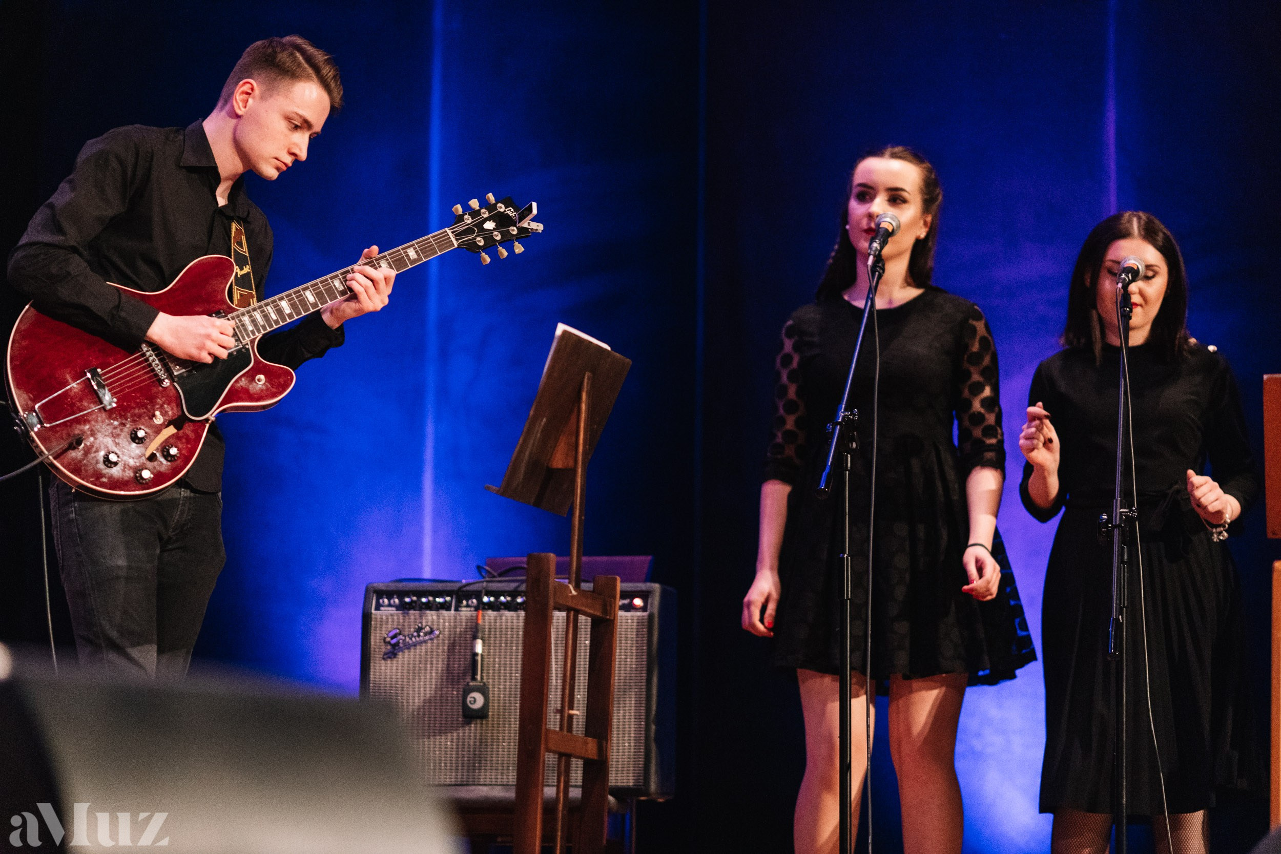 Jazz Zaśpiewam. Fotograf Ślubny Warszawa - Sesje Biznesowe Rodzinne Eventy