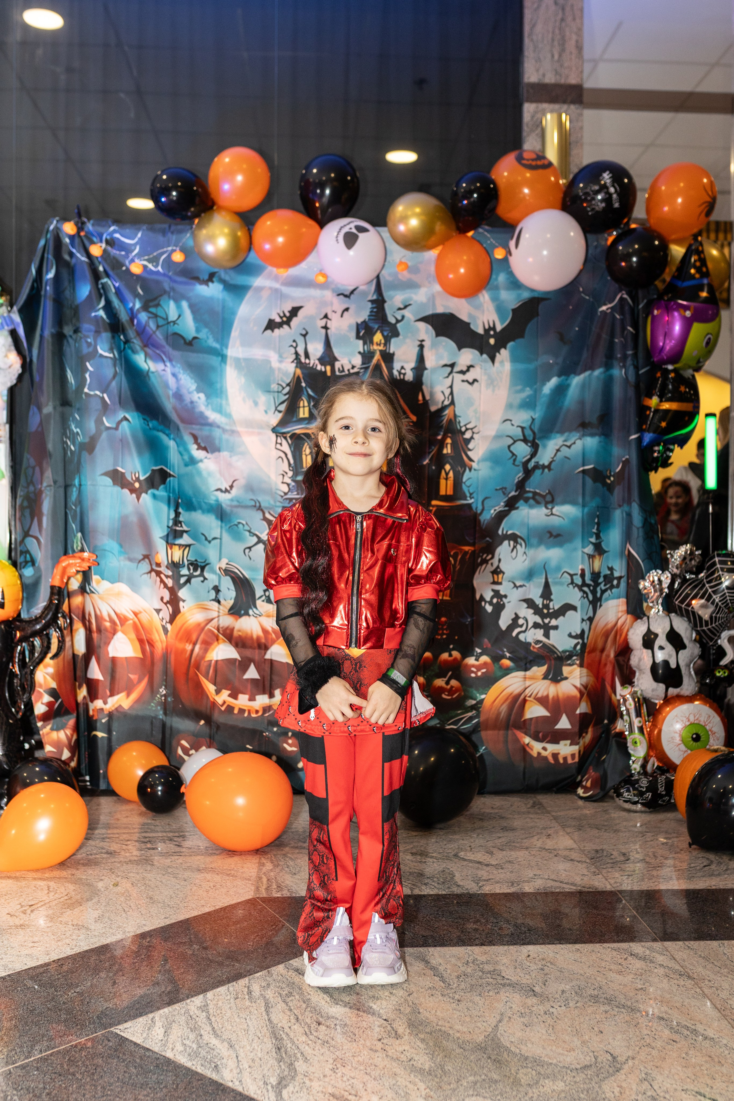Leo dance studio Helloween 2025. Семейный и детский фотограф в Варшаве Мила Бобровская
