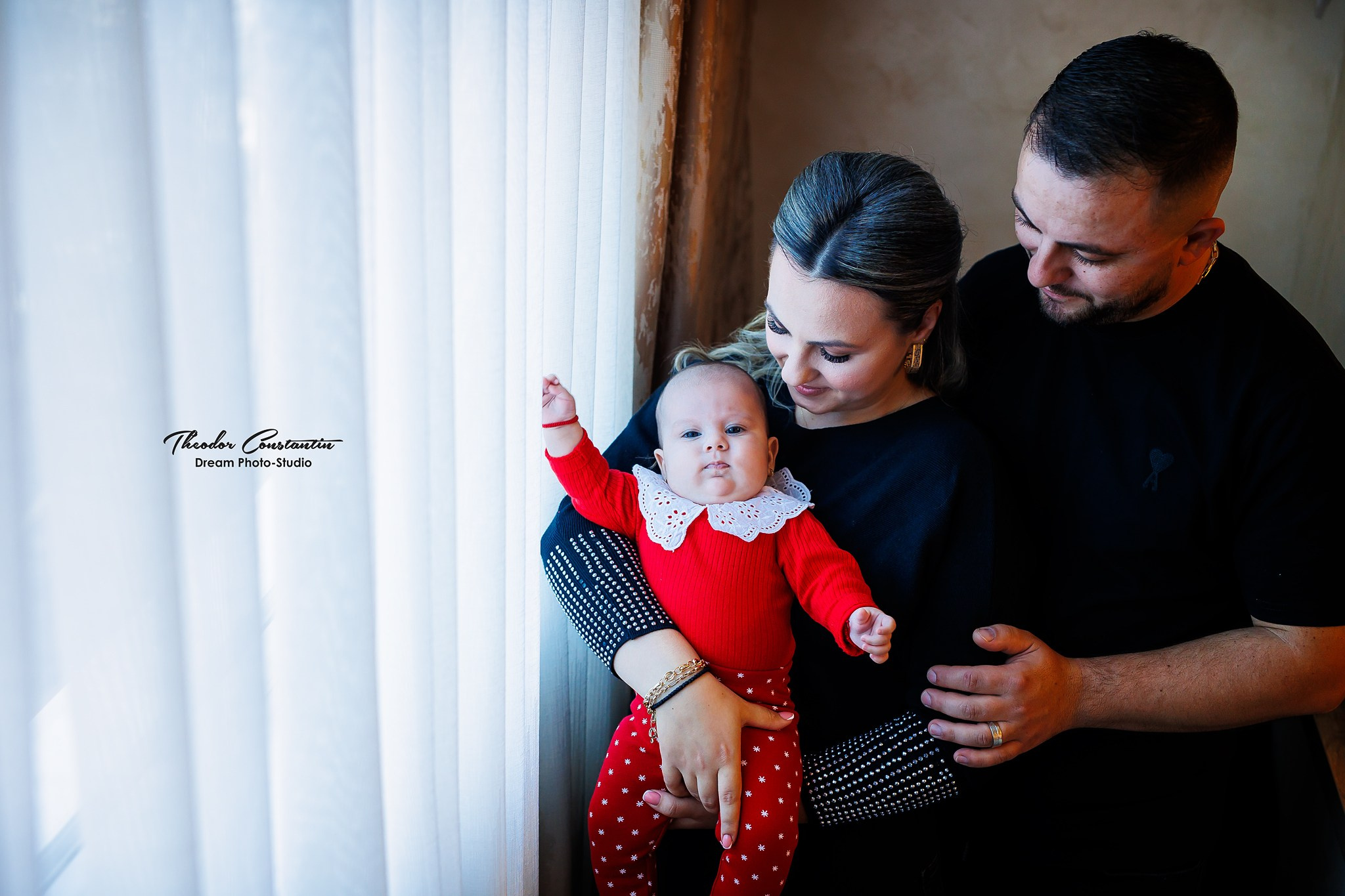 Botez. Dream Studio Galați – ședințe foto profesionale pentru familie, portrete și evenimente