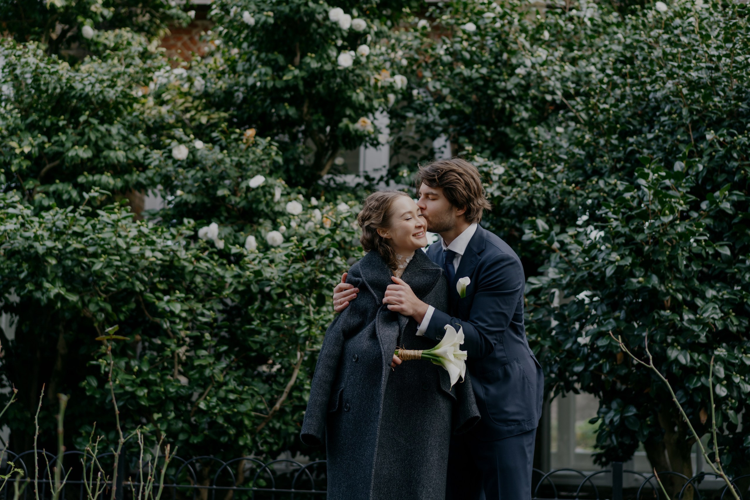 December Elopement session in London. London Wedding Photographer|Natasha Ferreira