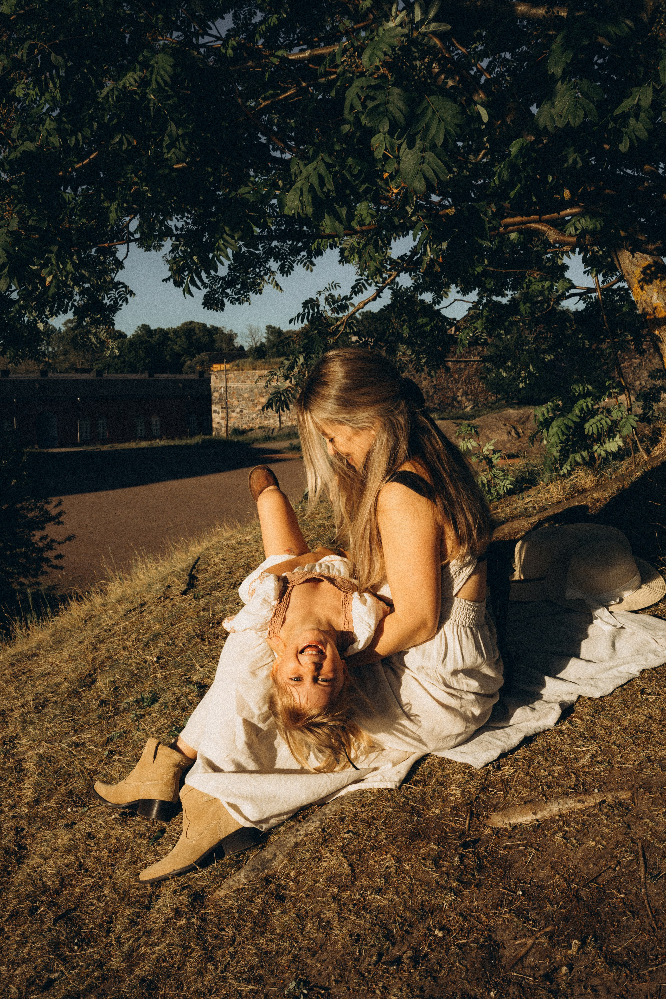 Beloved. Wedding and portrait photographer in Helsinki Vickan O