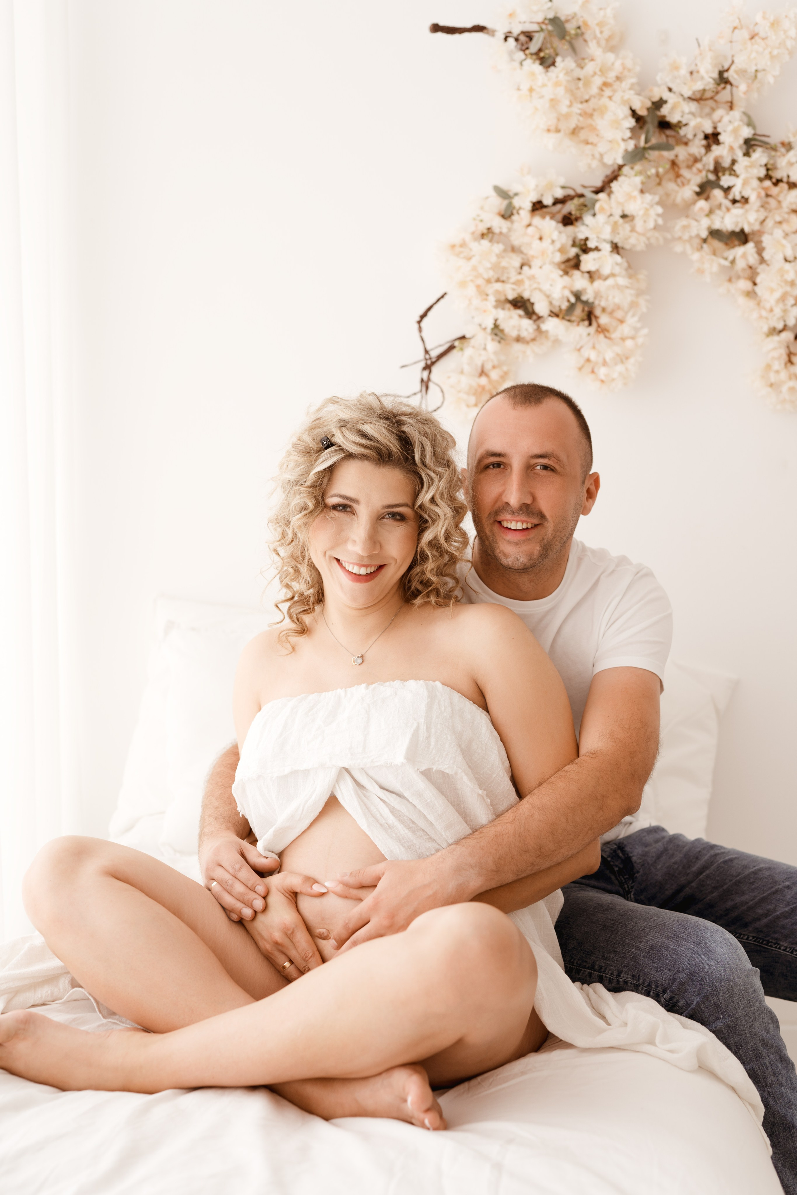 Sesja ciążowa. Fotograf Łódź - sesja ciążowa, noworodkowa, dziecięca. Studio w Łodzi