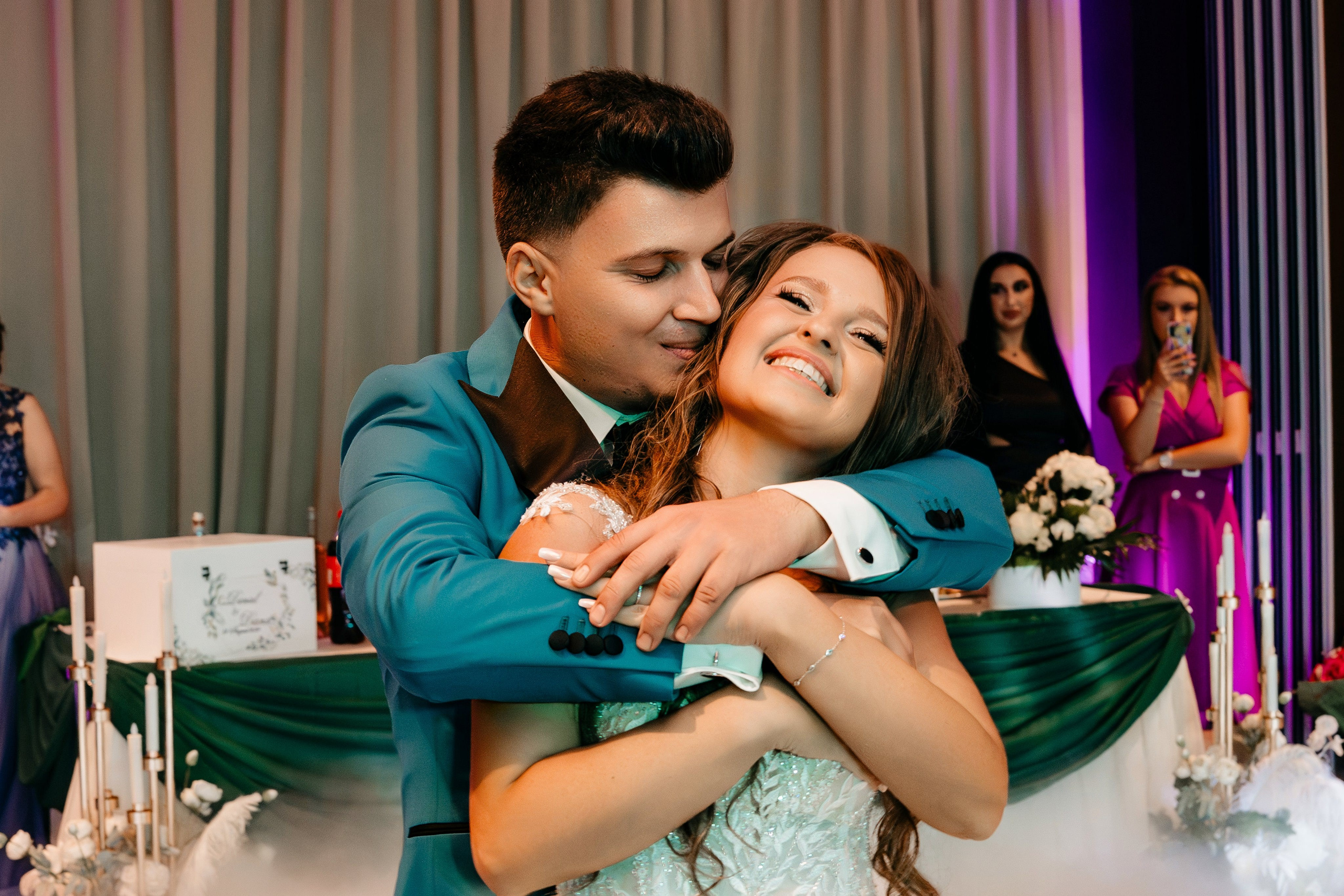 Diana & Daniel. Raw Studio. Fotograful tau de nunta!