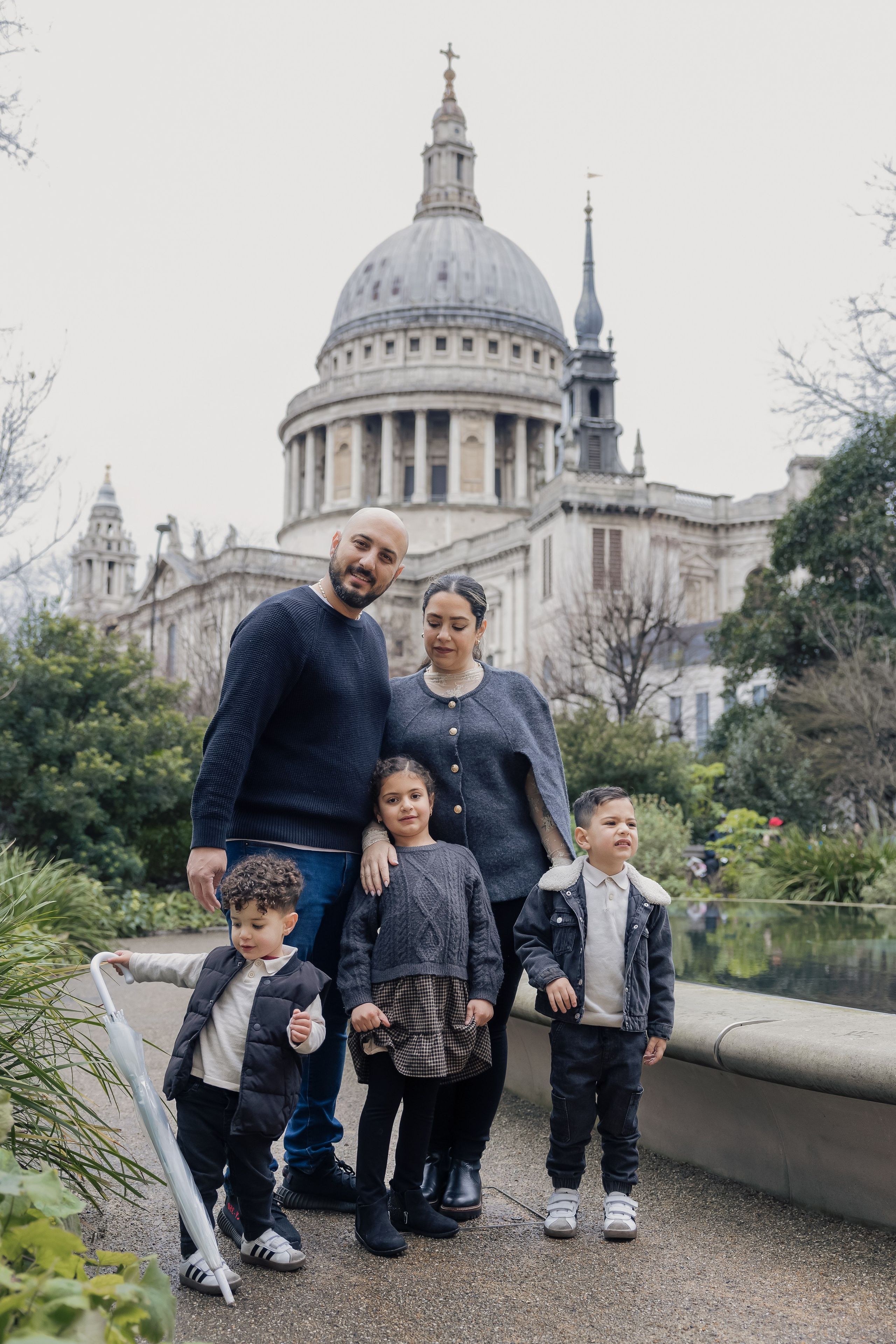 Families. PHOTOGRAPHER IN LONDON