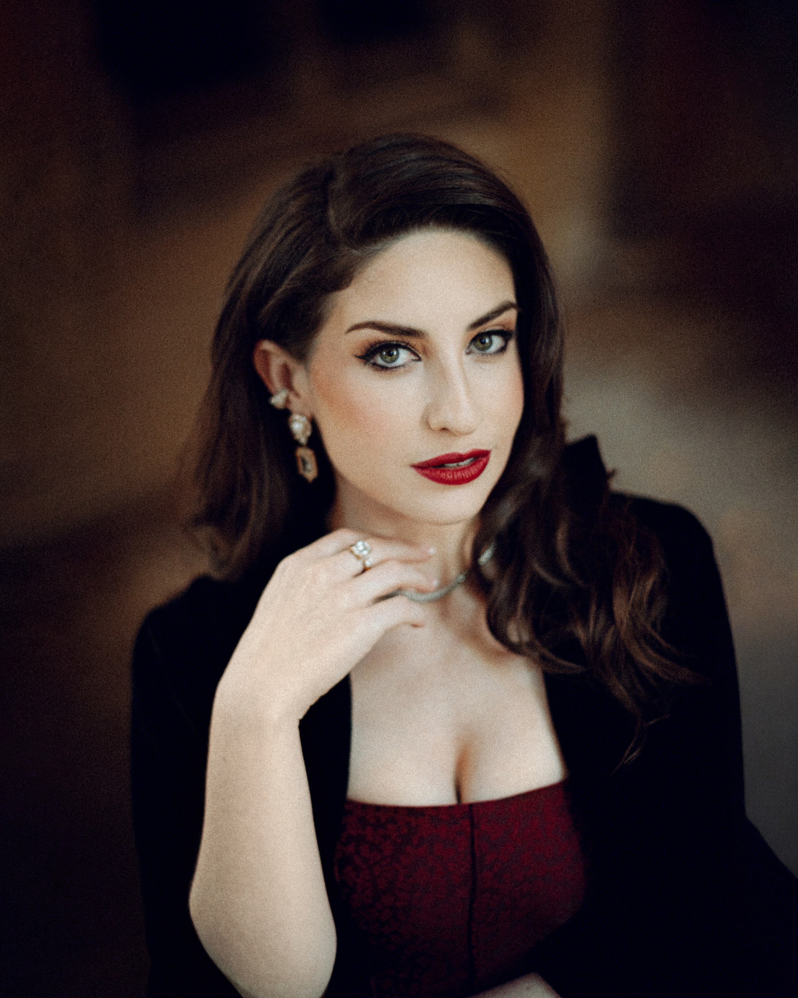 Autumn Vintage Photoshoot in London Kensington. Moth & Moss Photography