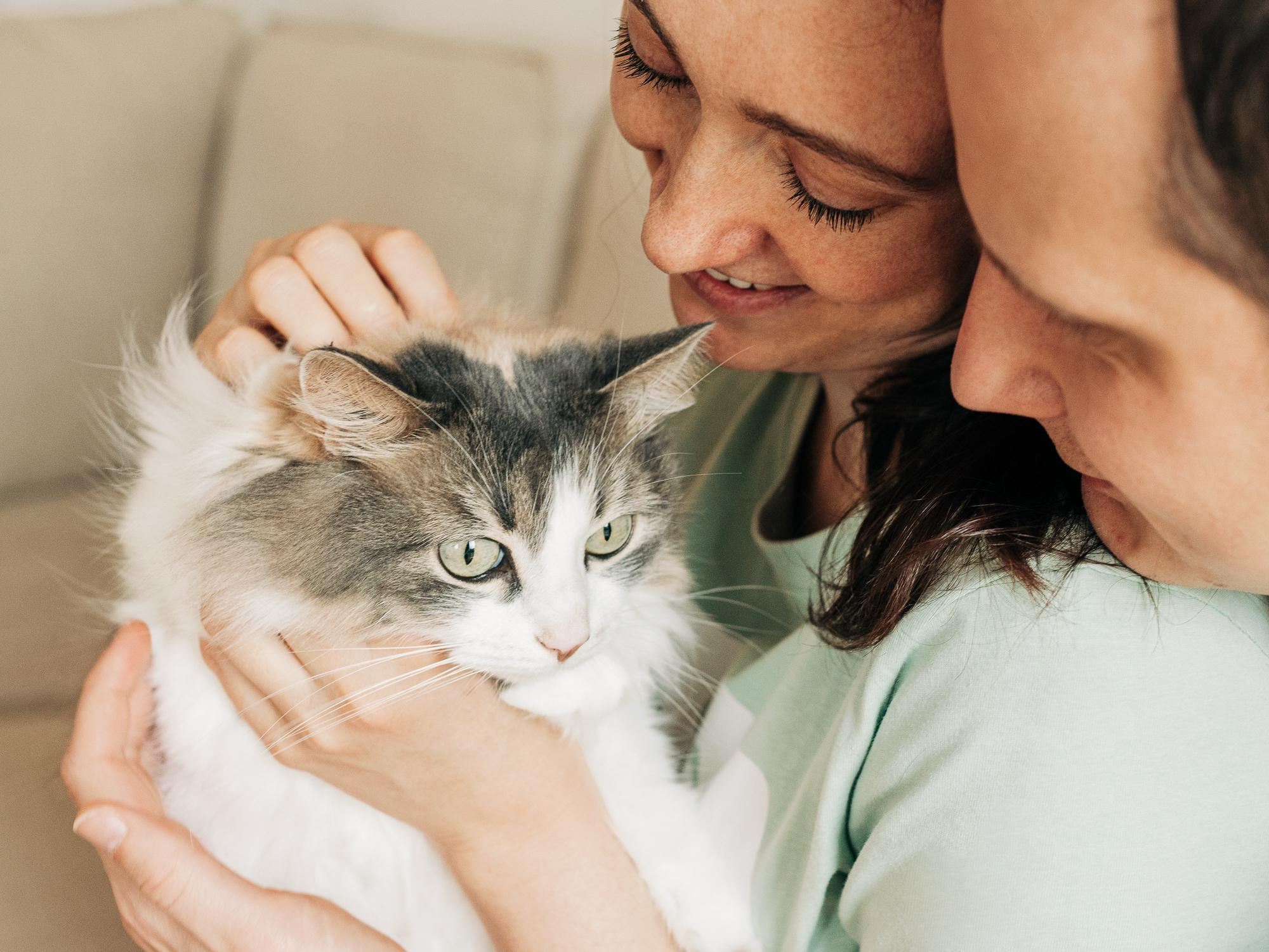 Home photo shoot in Prague. Домашняя фотосъёмка в Праге. Family and wedding photographer in Prague Natalia Fedori