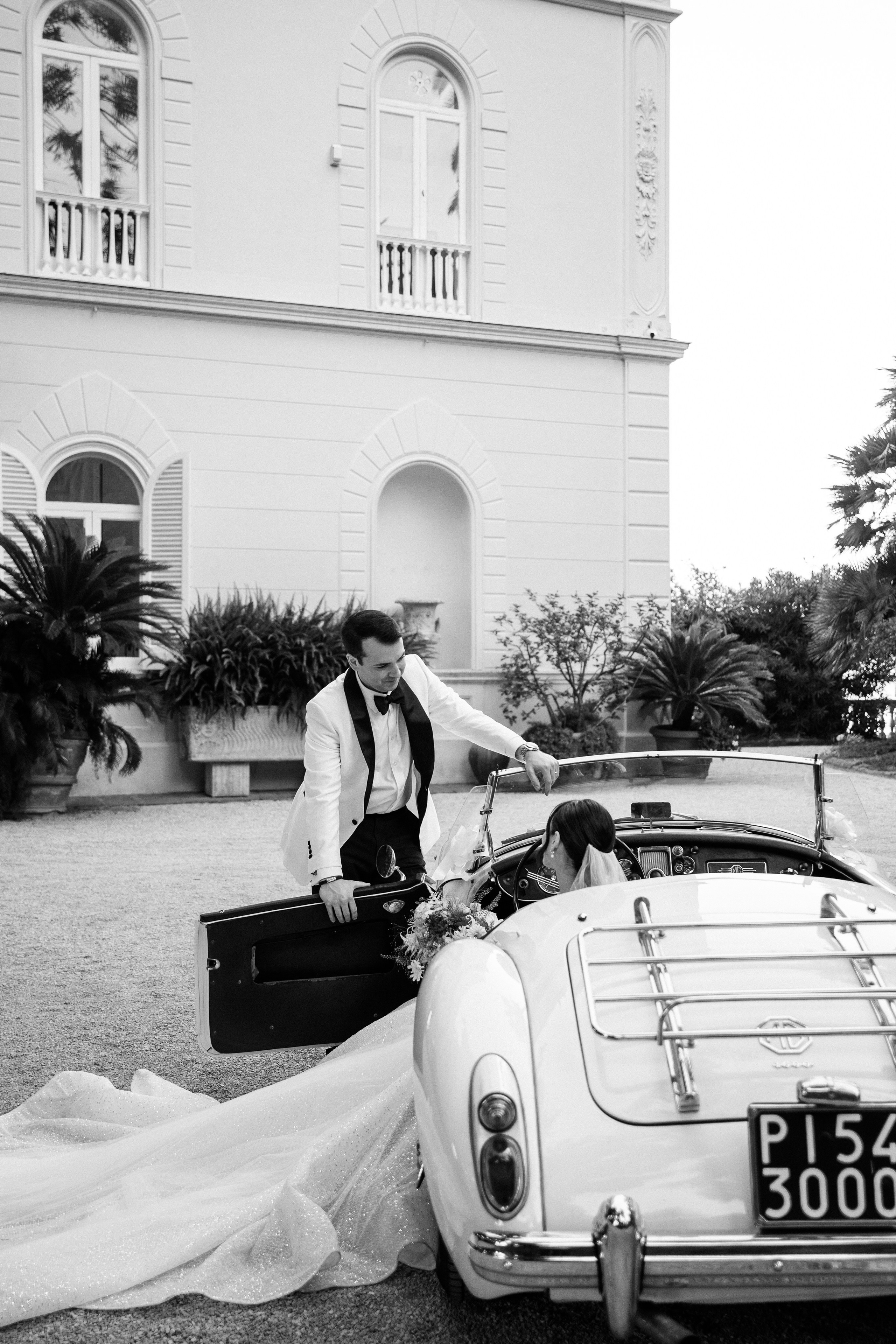Wedding Photographer Rome Tuscany Como Sicily Puglia Amalfy Italy- Oksana Savenchuk