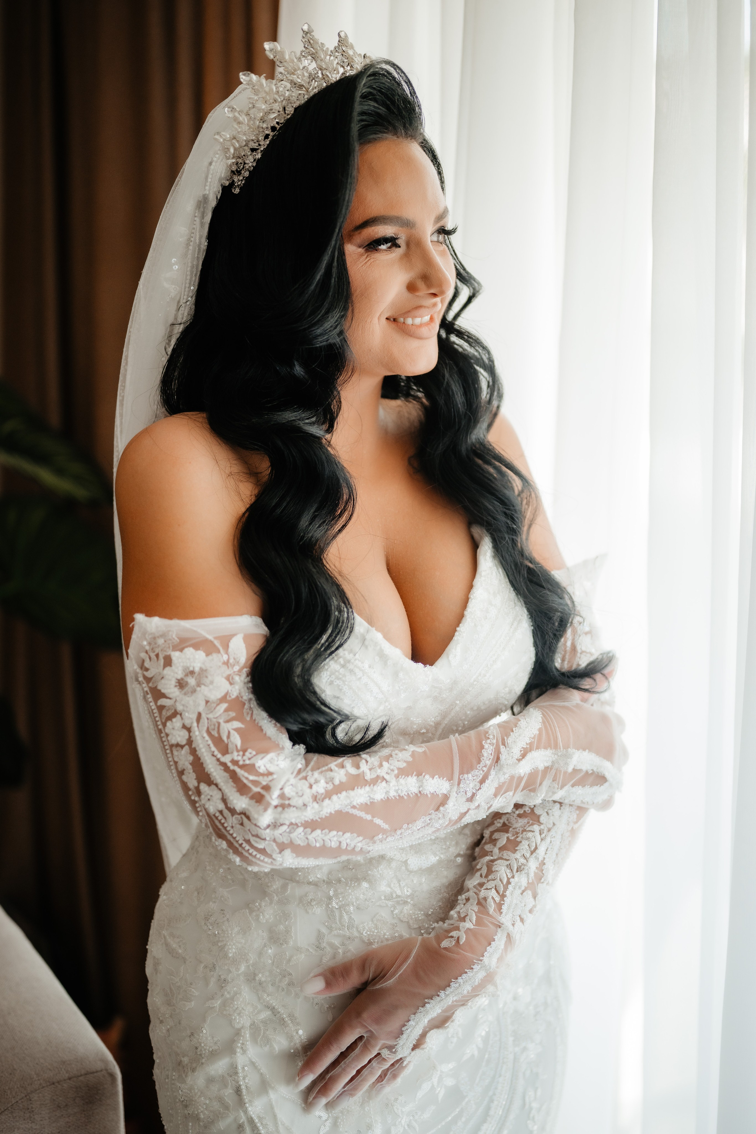 🤎 M a r i n a & A l i n - Wedding Day Preview. Wedding & Family Photographer