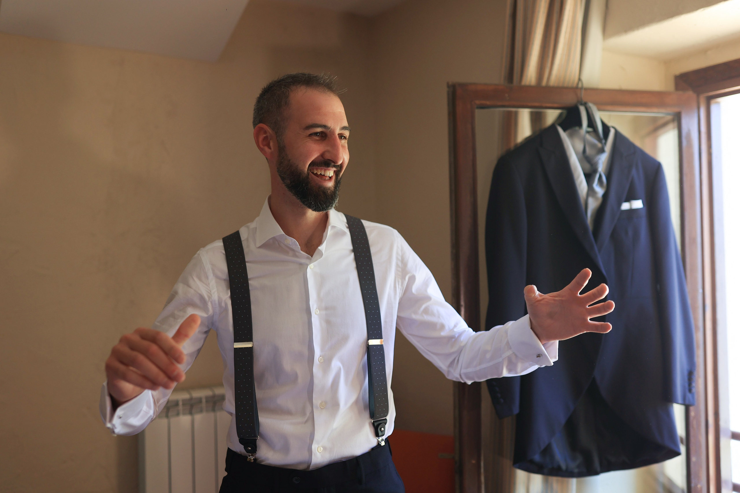 ~Él~. Fotografía de Eventos, Embarazo y Familiar en Pirineos