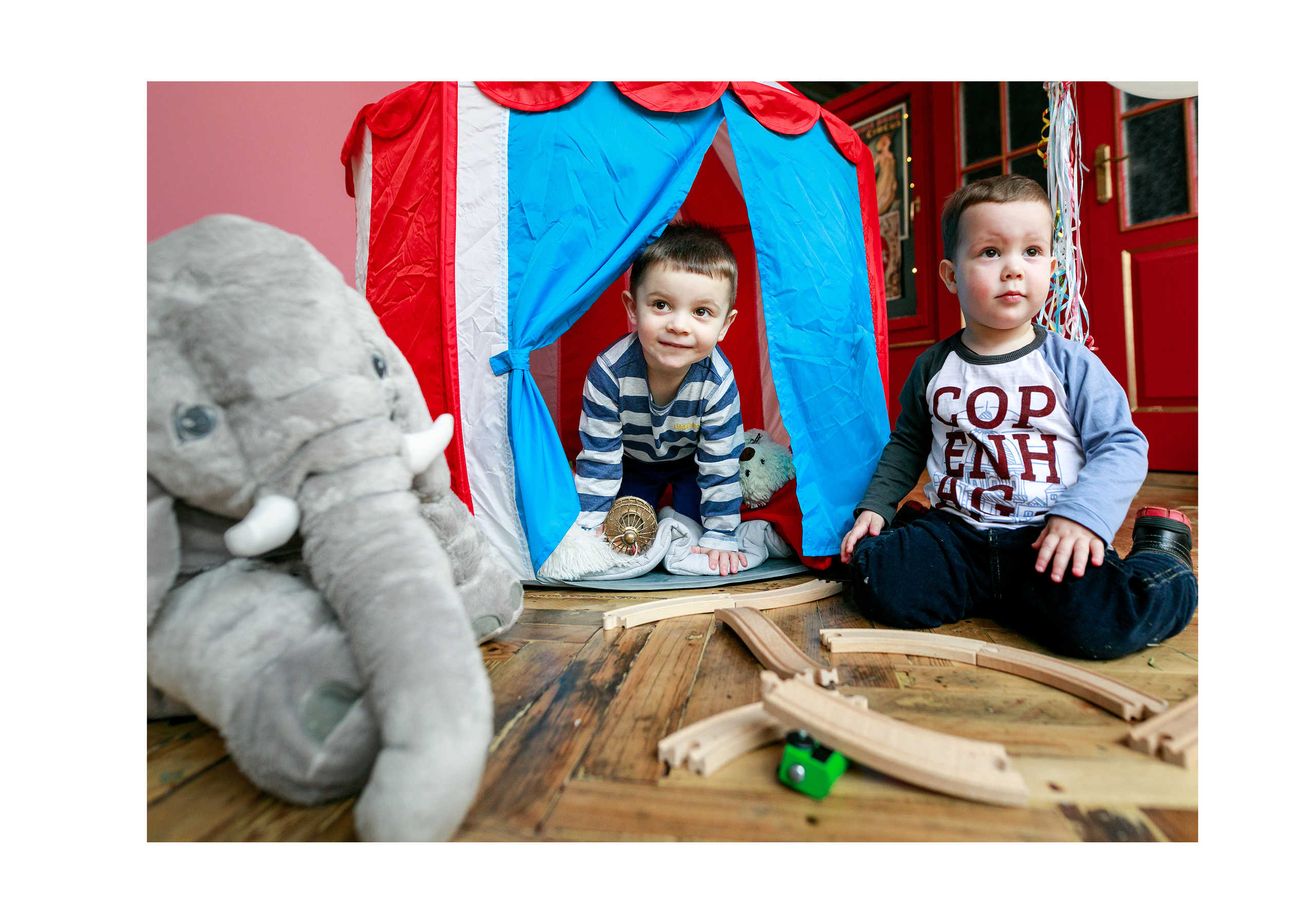 Family and kids photography. Photographer in Wroclaw Katerina Kouzmitcheva