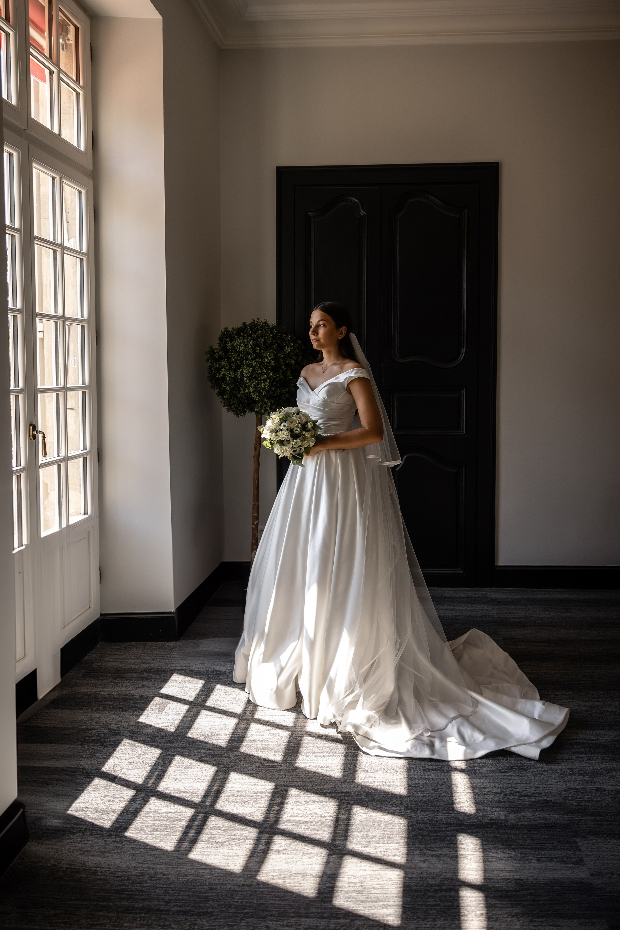 Wedding in Domaine De Montcausson. Eugenie Smirnova — wedding, corporate and lifestyle photographer in Toulouse and Southwest France