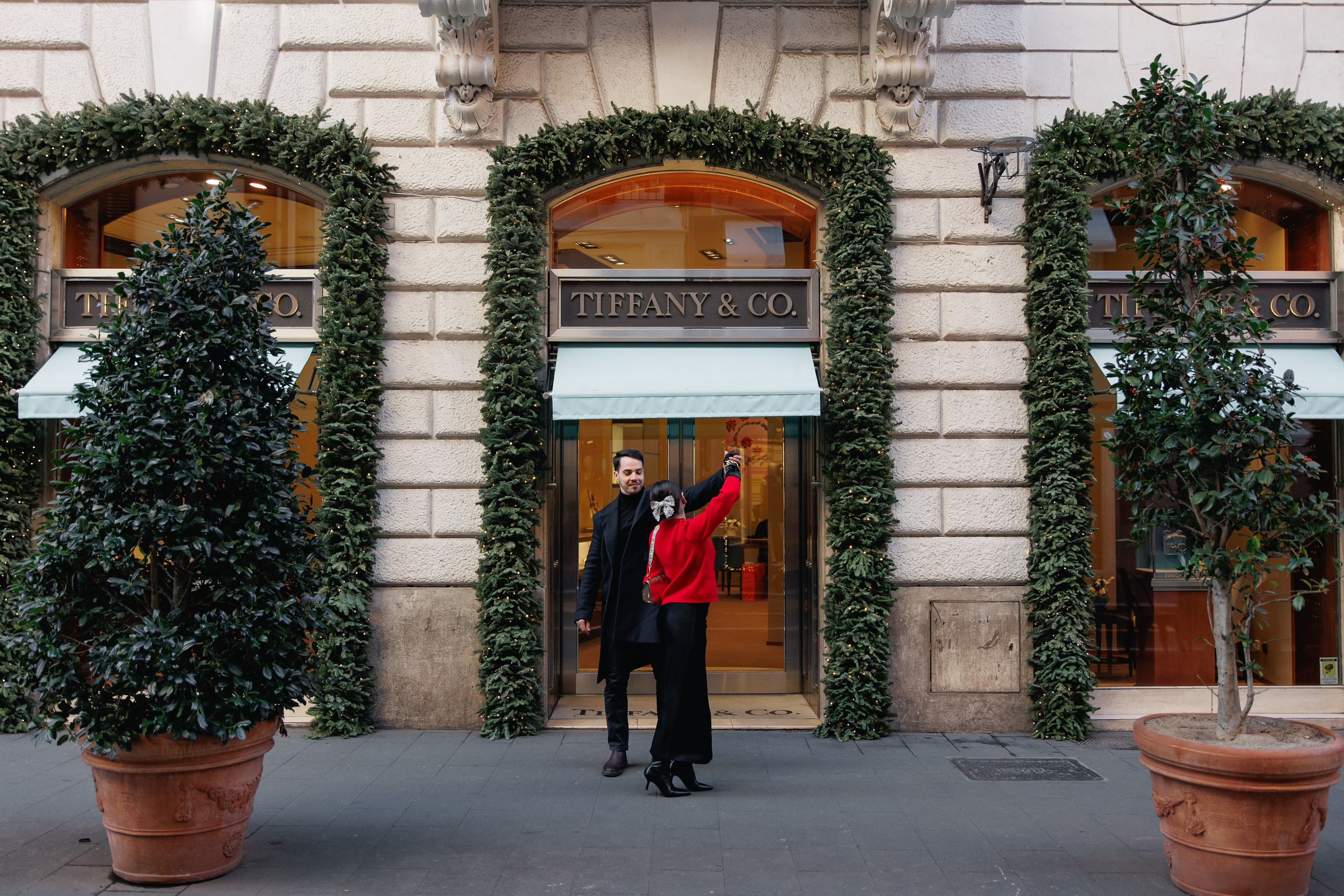 Christmas photoshooting in Rome. Wedding Photographer Rome Tuscany Como Sicily Puglia Amalfy Italy- Oksana Savenchuk