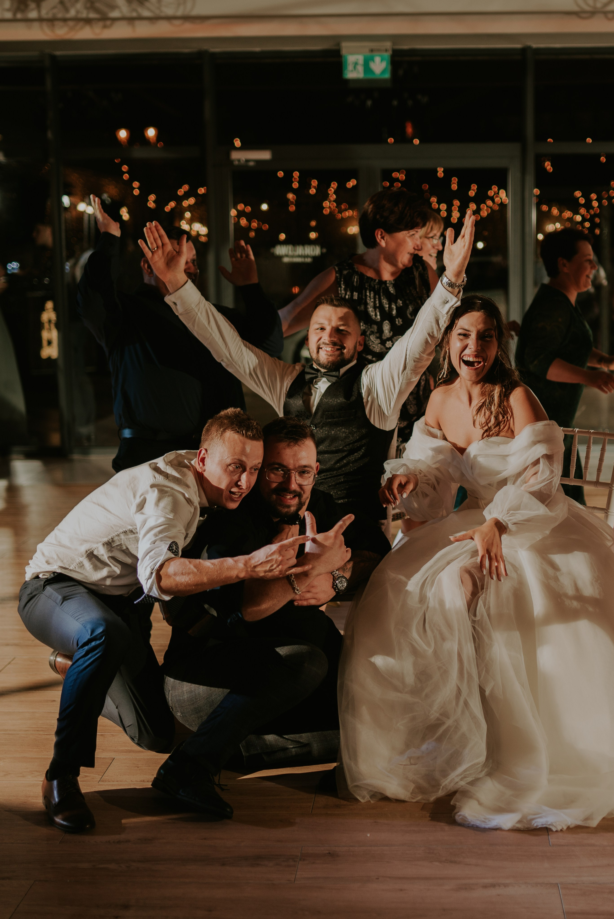 Sala Koralowa w Jaworzu: Opowieść o ślubie Nikoli i Kacpra. Karkowskafoto - fotografia miłości