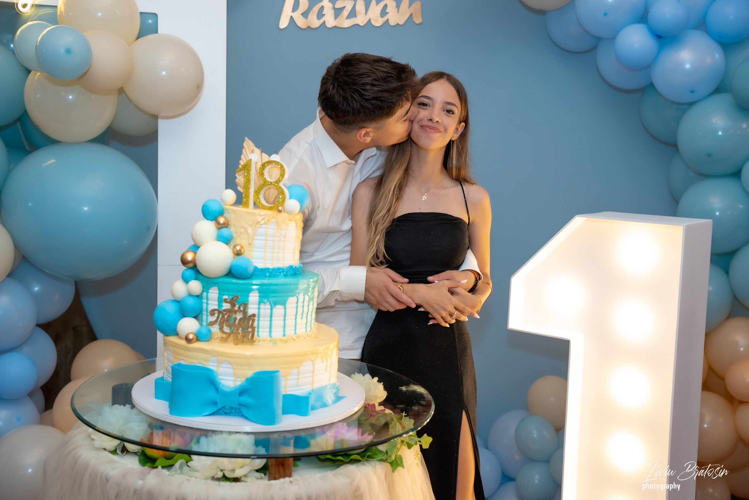 RĂZVAN. RRStudio — Fotograf evenimente