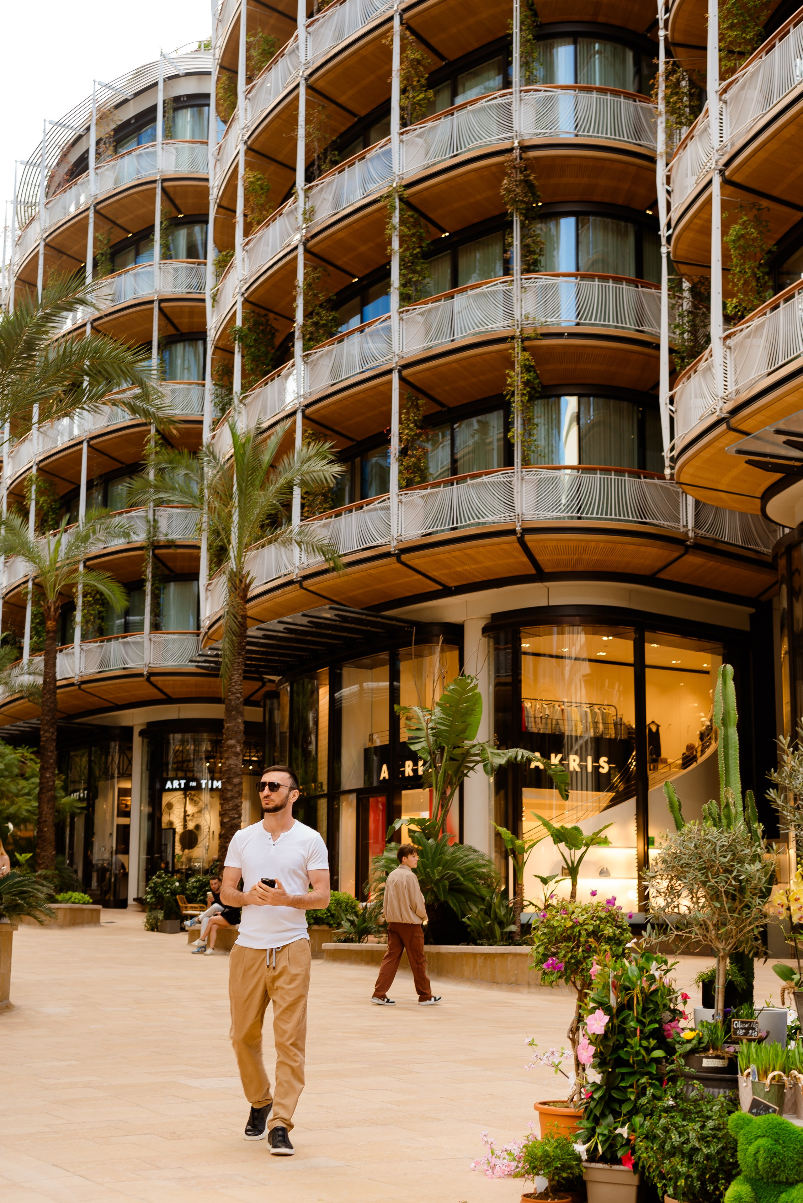 Стильная модная мужская фотосессия в Монако, Ницце, Каннах. MARIA VALUEVA Photographer in Nice, Cannes, Monaco, France, Europe, Istanbul, Turkey