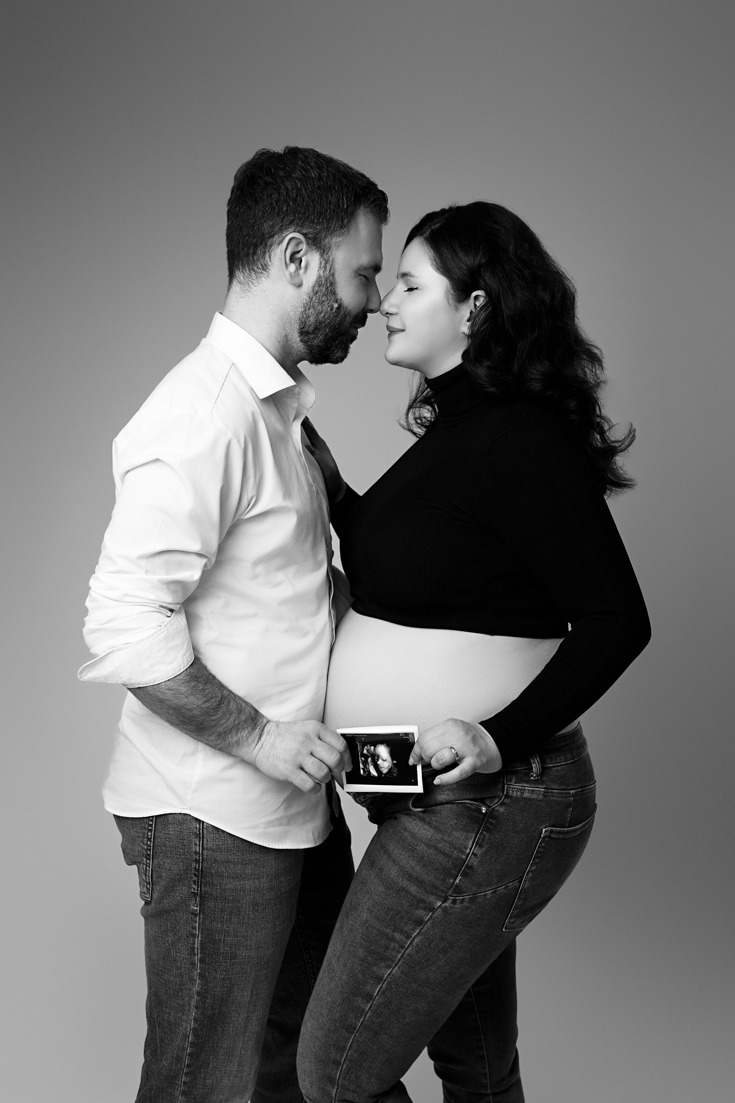 Maternitate. Fotograf maternitate, nou-născuți și familie în Cluj-Napoca | Roxana Rusu