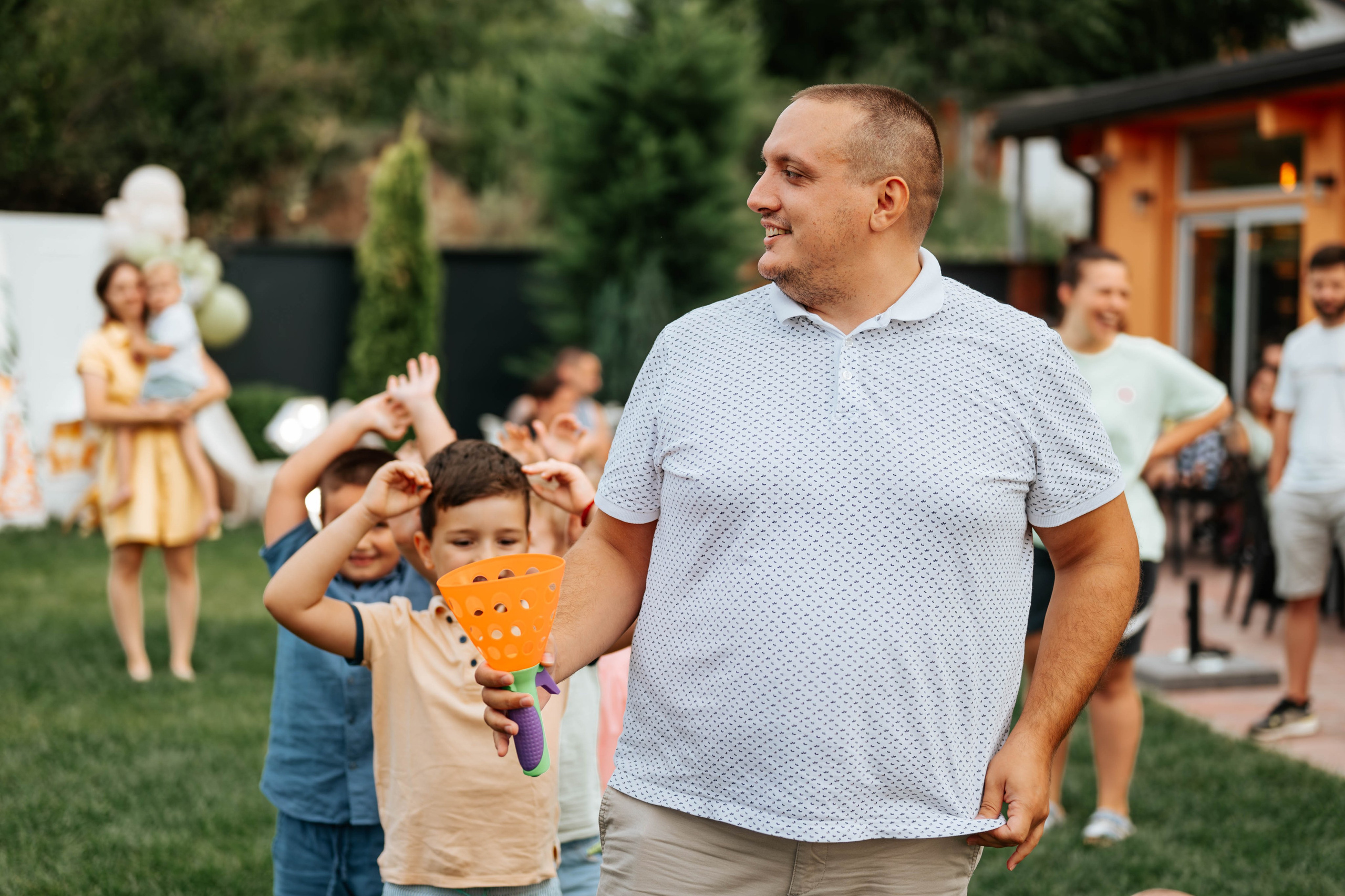 FOTOGRAFISANJE ROĐENDANA. Dečiji i porodični fotograf