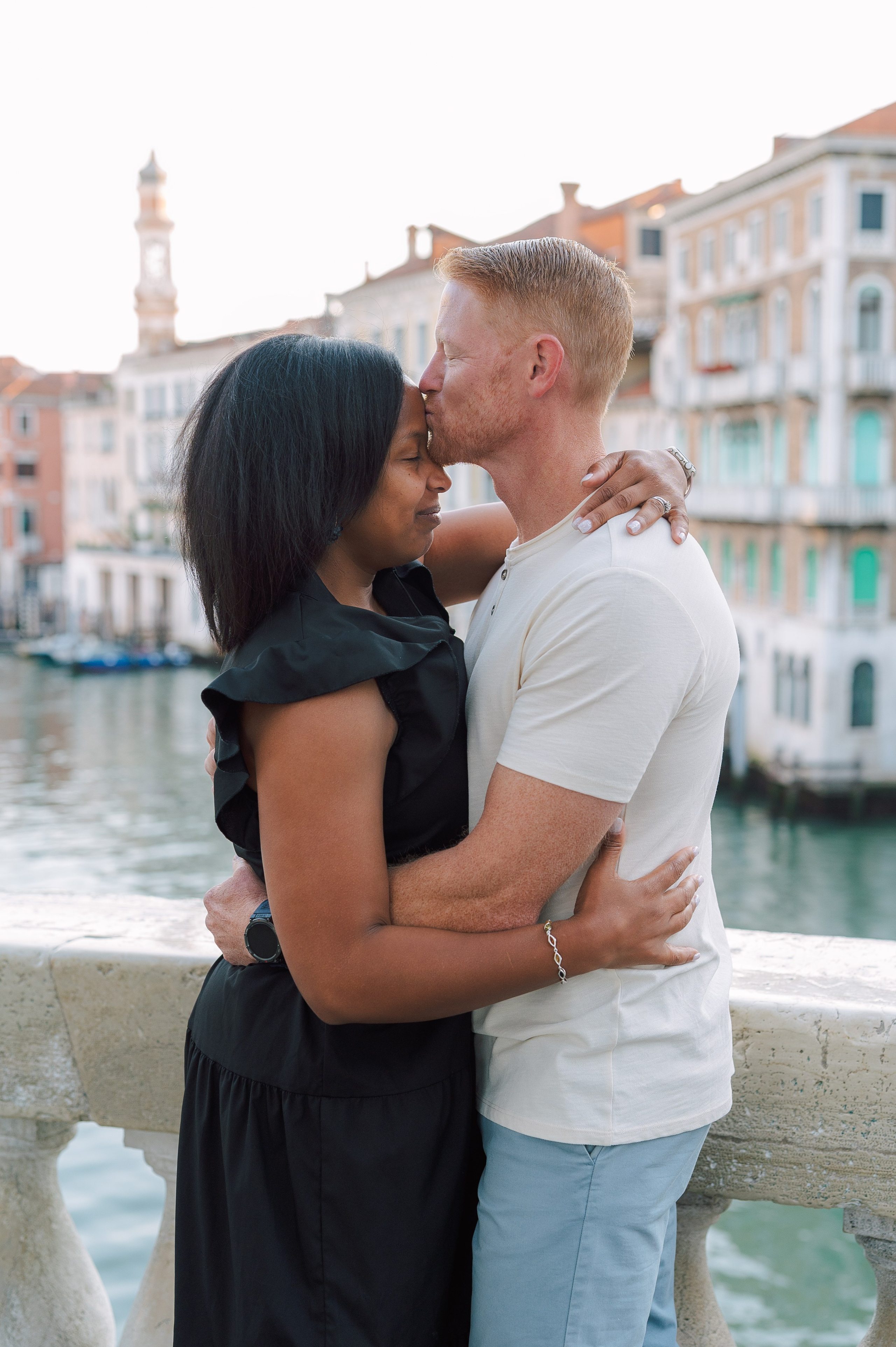 Eliza, Elena, Elliana, Teresa and Brad. Photographer in Venice Anna Terzi