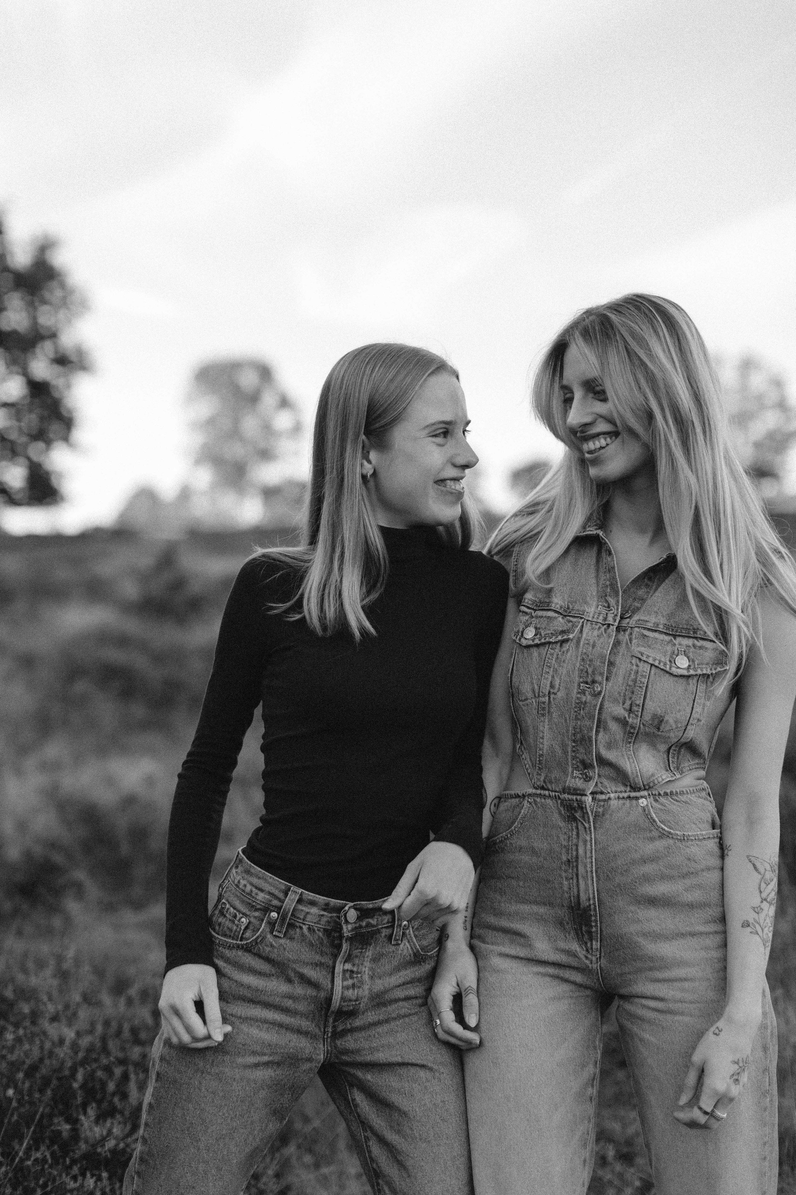 Sisters. Hilversum. True self