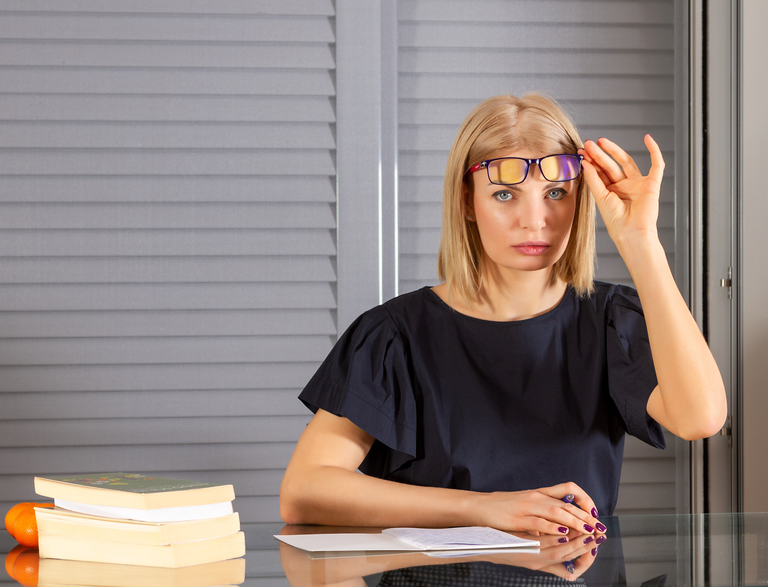 Деловой портрет. Фотограф в Афинах Дмитрий Шевелёв