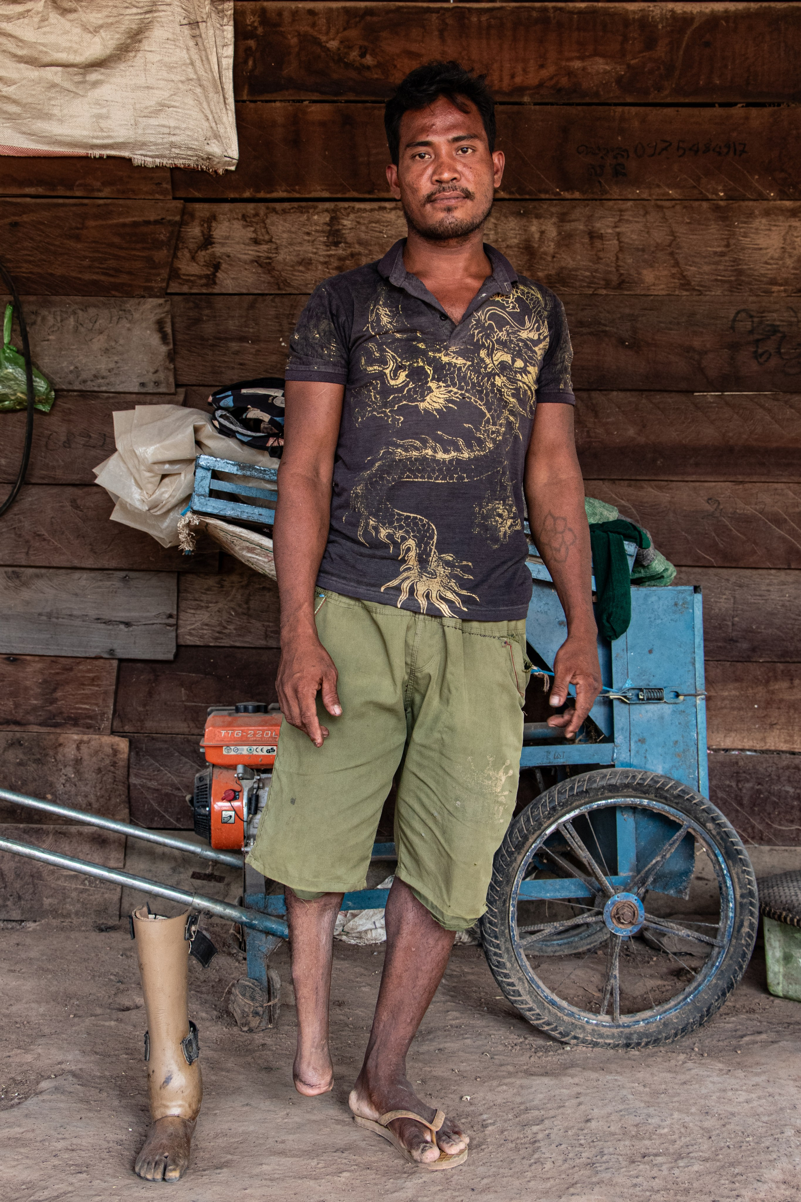 Portrait de Nga Mao, fermier de 33 ans et victime d'une mine en 2021.