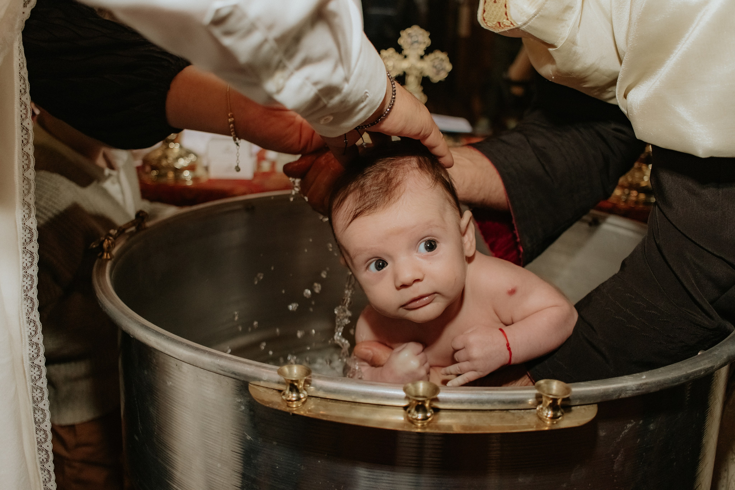 Razvan. Fotograf si videograf — evenimente si studio