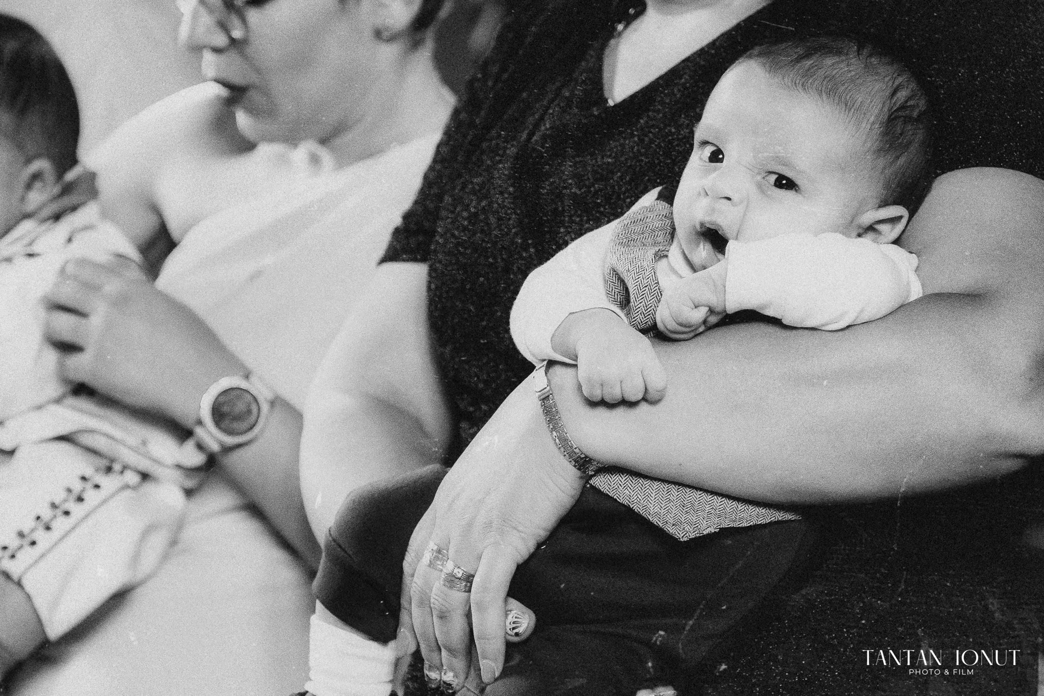 Amintiri de Neuitat la Botez - Ionut Tantan Foto & Film. TANTAN IONUT FOTO & FILM