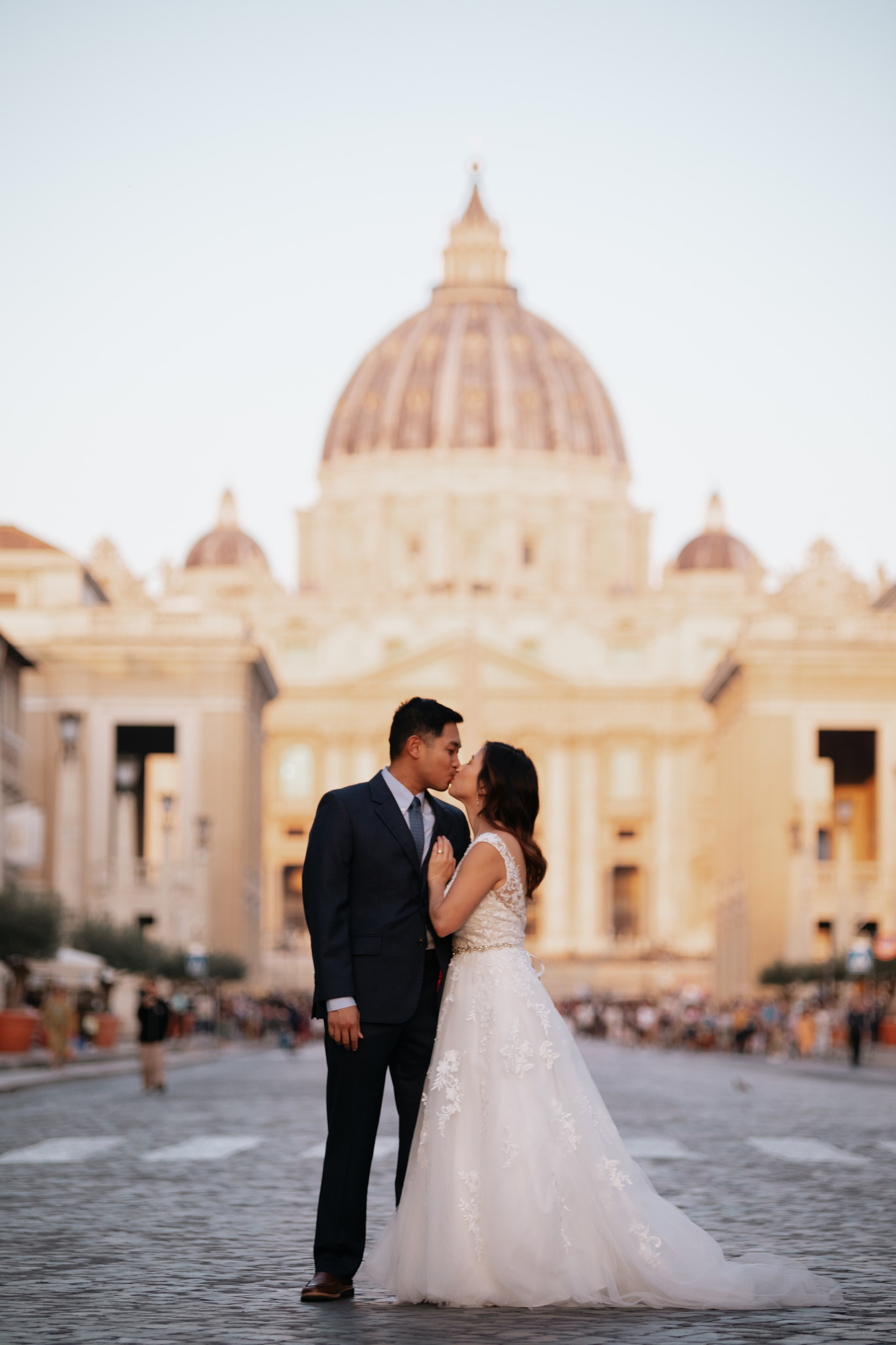 Elopement photoshoot in Rome. Photographer in Rome