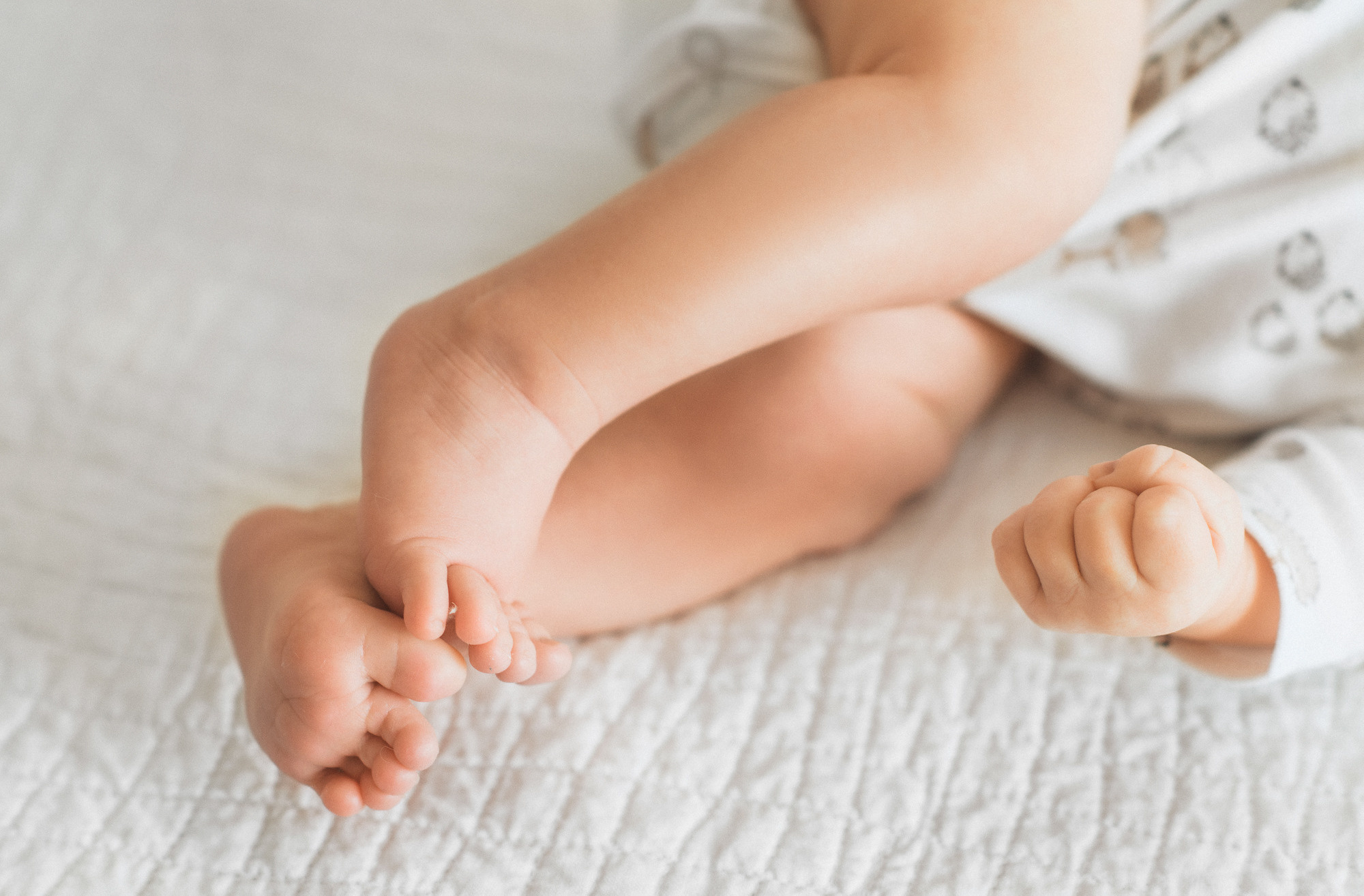 Домашняя фотосессия новорожденного малыша в Праге. Семейный и свадебный фотограф в Праге Наталья Федори