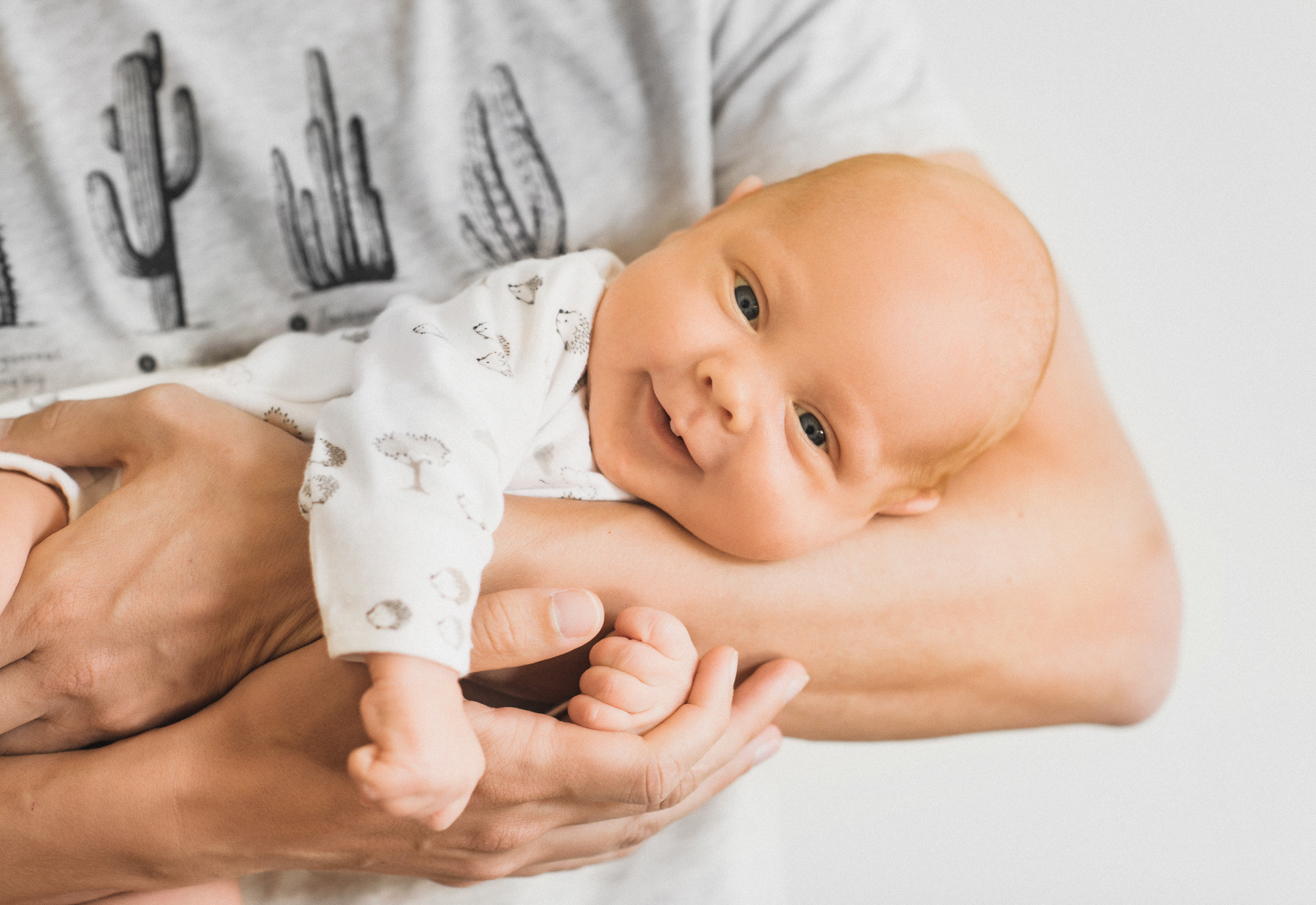 Домашняя фотосессия новорожденного малыша в Праге. Семейный и свадебный фотограф в Праге Наталья Федори
