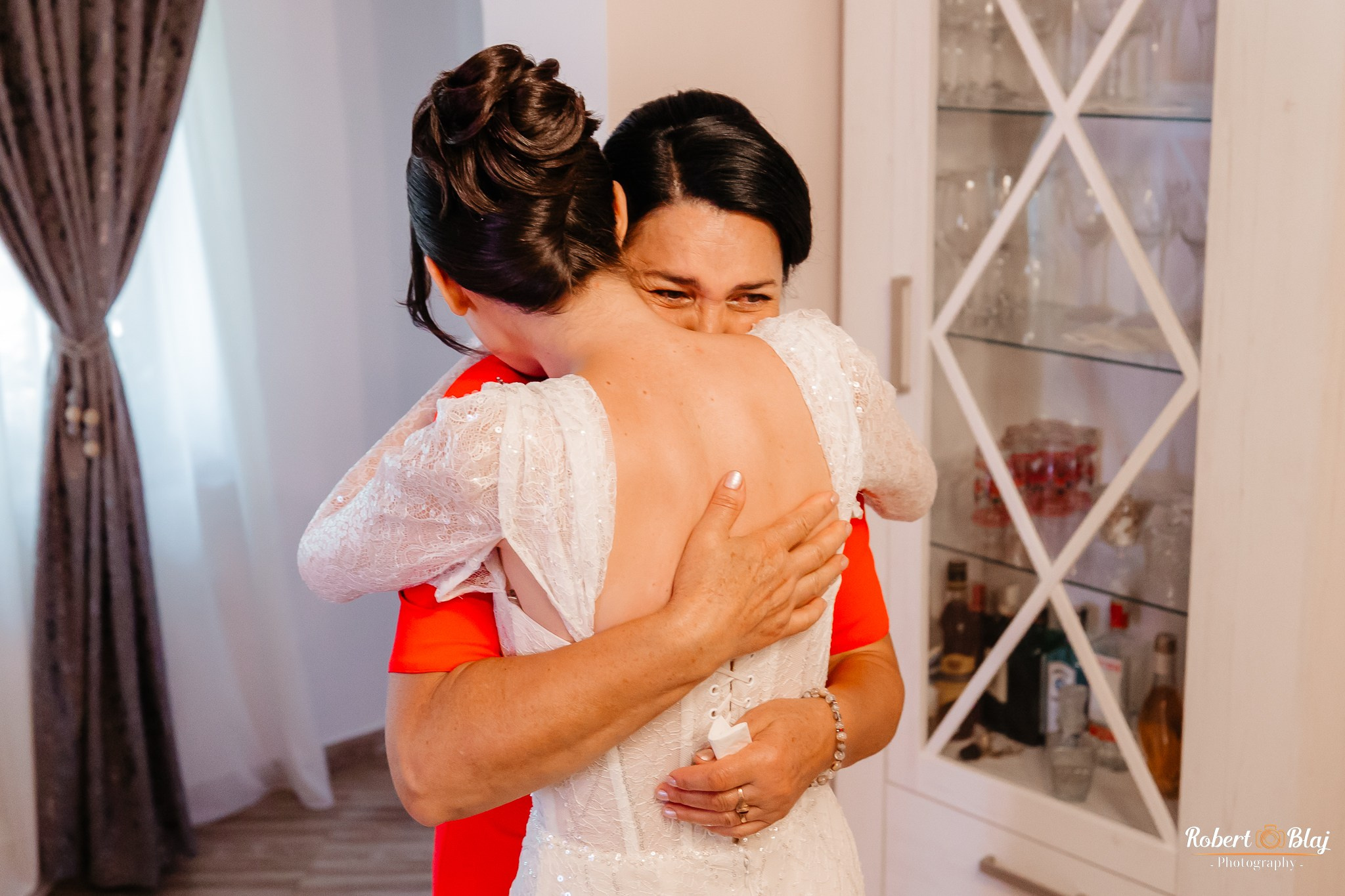 Alexandra & Vasy. Robert Blaj - Fotograf Nuntă Iași