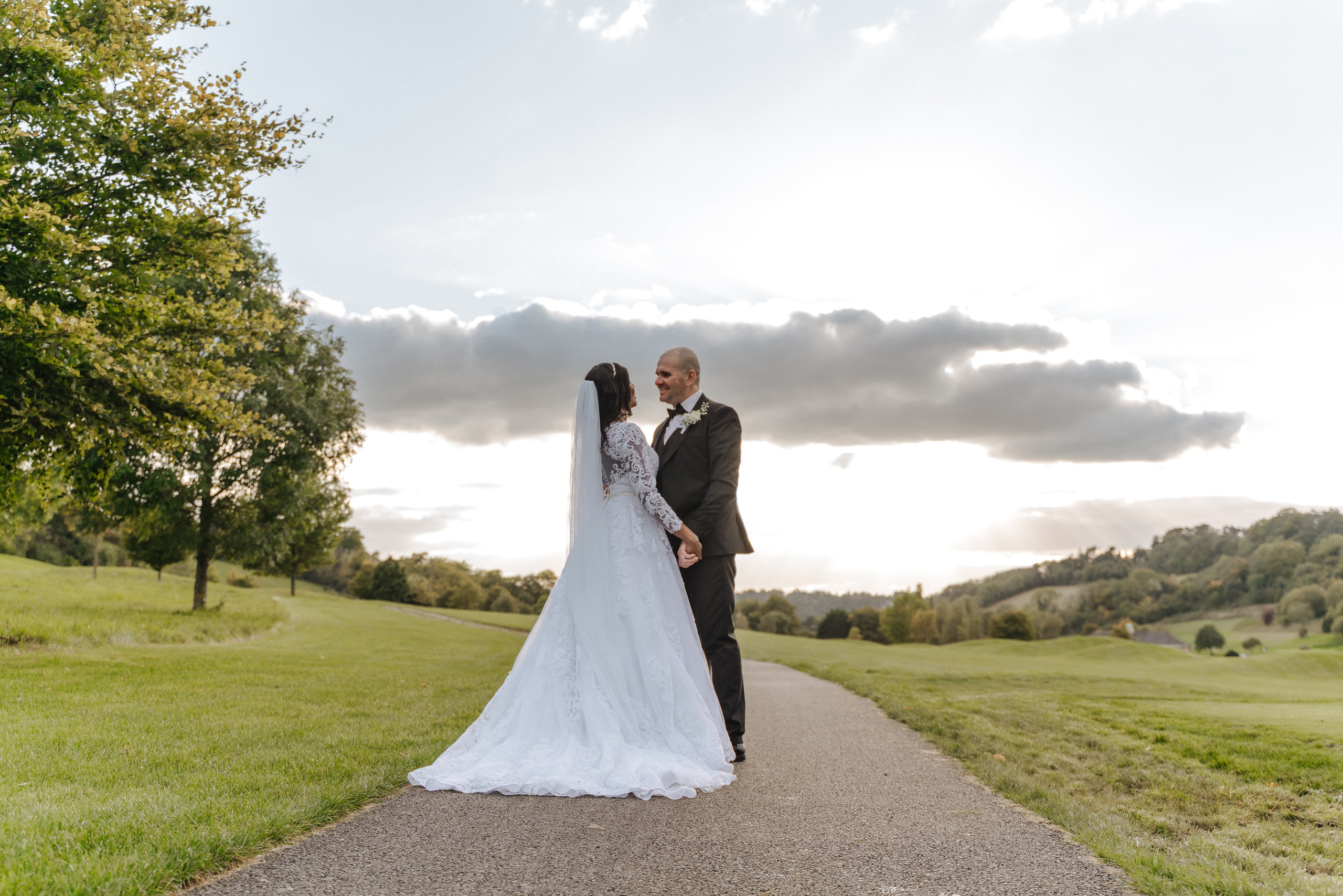 A wedding at Woldingham Golf Club, Woldingham Golf Club wedding, wedding photographer at Woldingham Golf Club