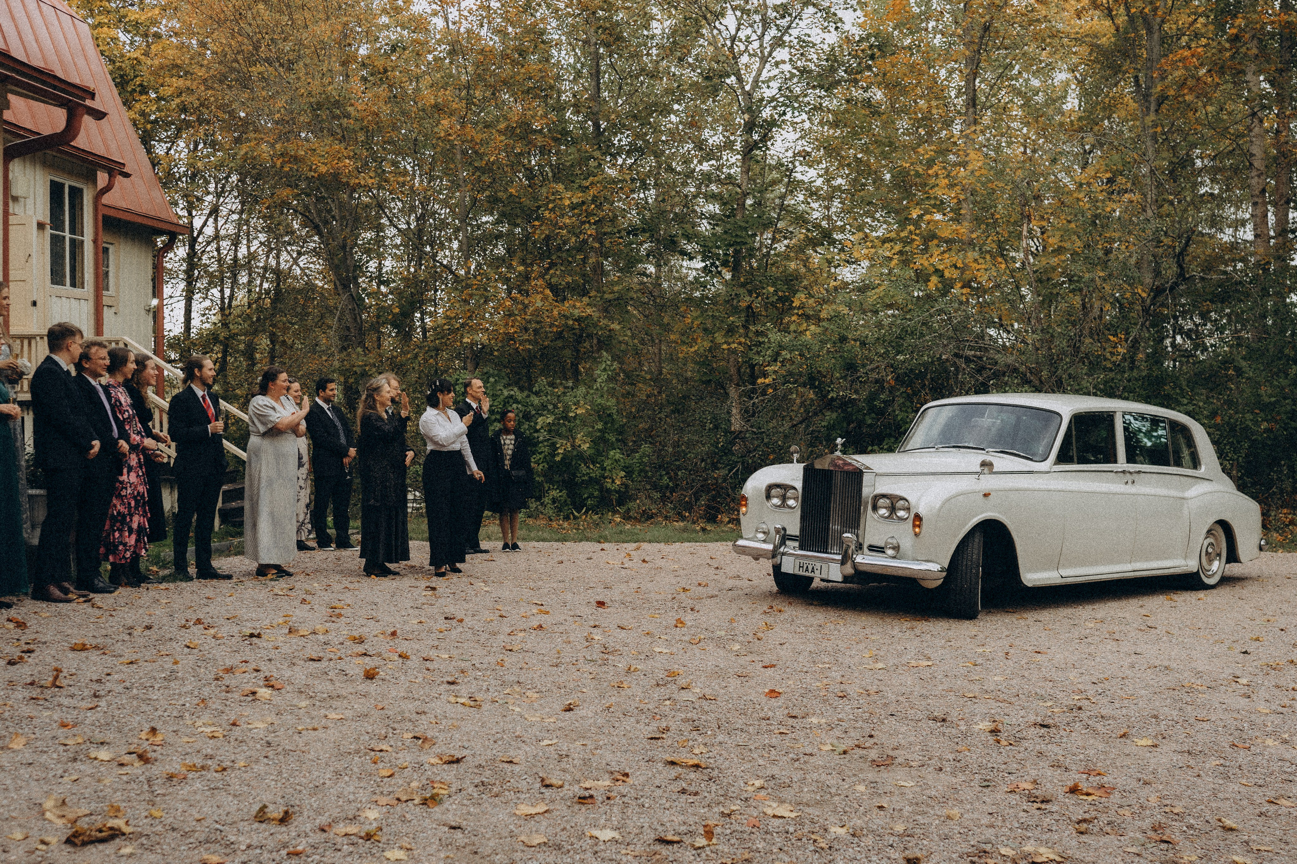 W&S. Wedding and portrait photographer in Helsinki Vickan O