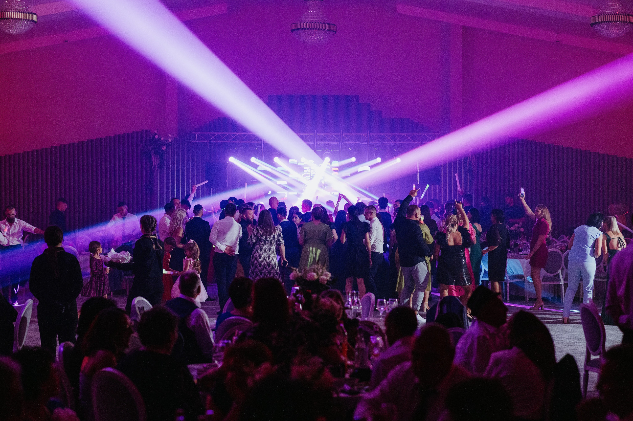 Rodica și Claudiu - O nuntă autentică și plină de emoție la Golden Forest. Valentin Melen - fotograf de nunta 🤍