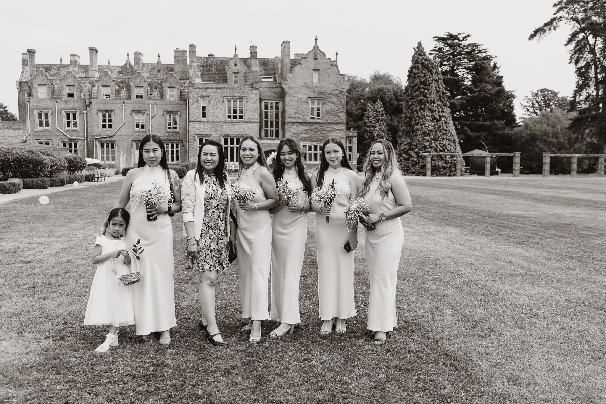 Nuntă Ștefan & Ploy – Capturi Documentare & Creative | NIGHT LENS