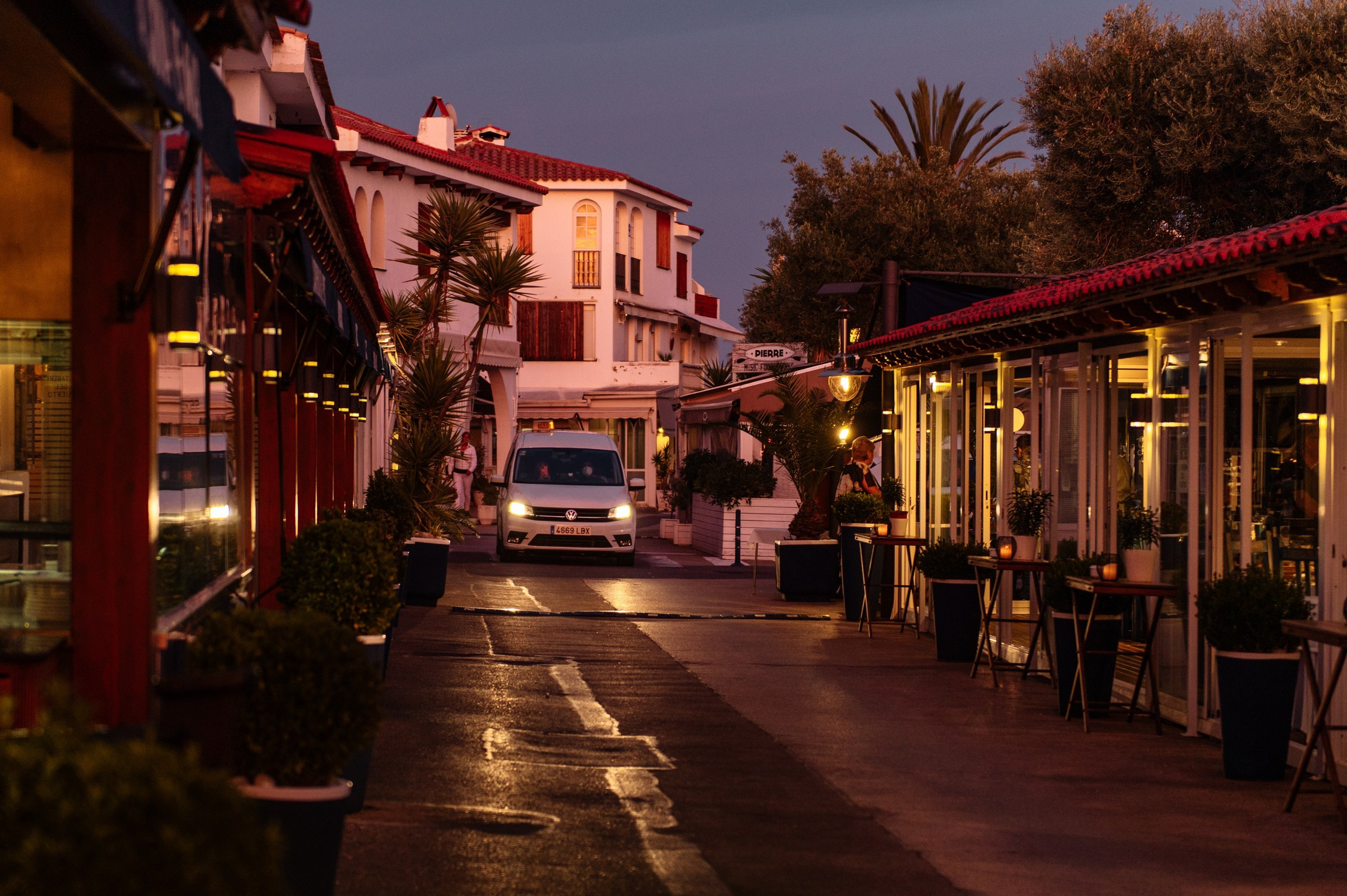 MULTI-DAY WEDDING. Professional photography services in Barcelona by Ekaterina Gasanova