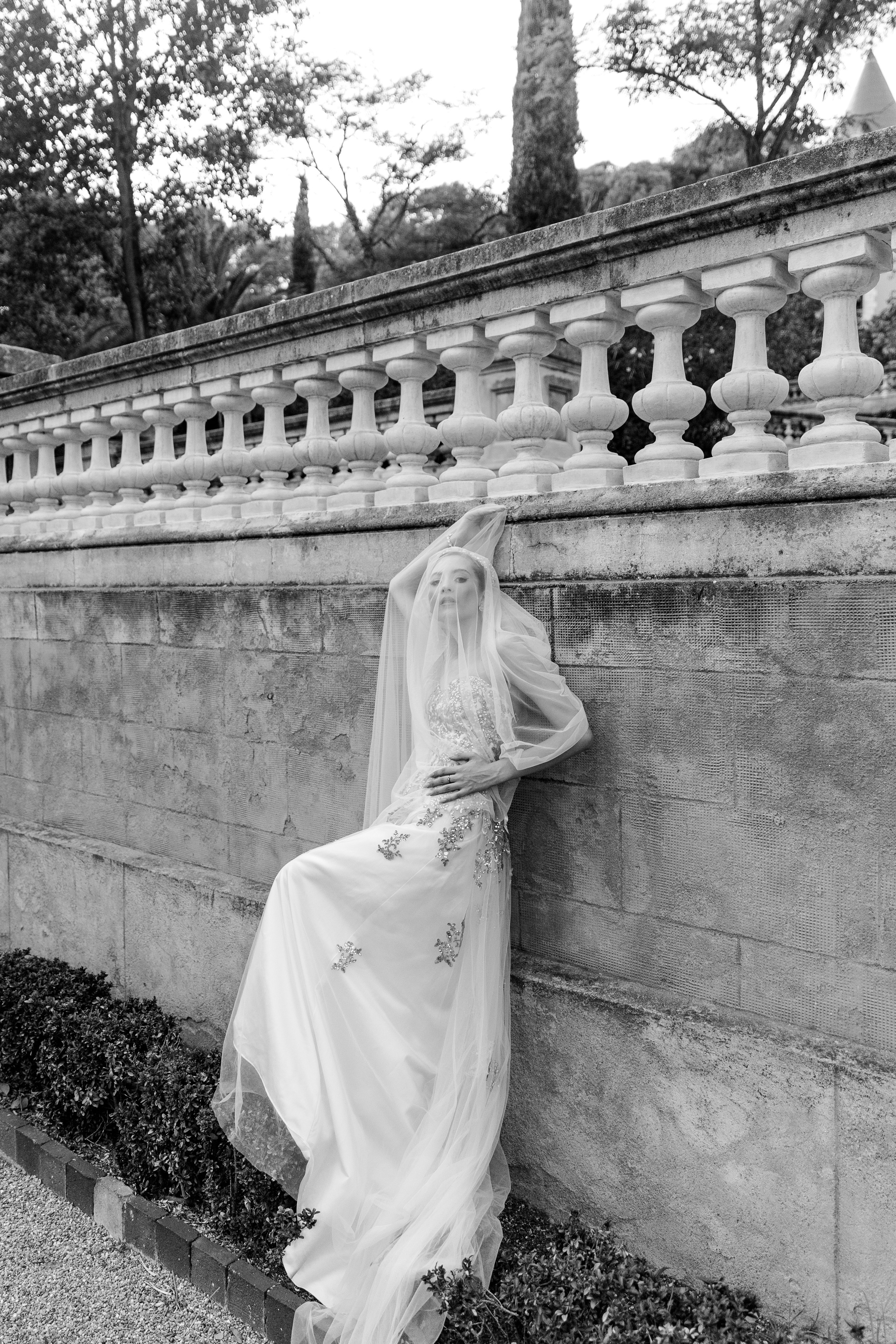 Editorial bridal portrait on the wedding in Barcelona